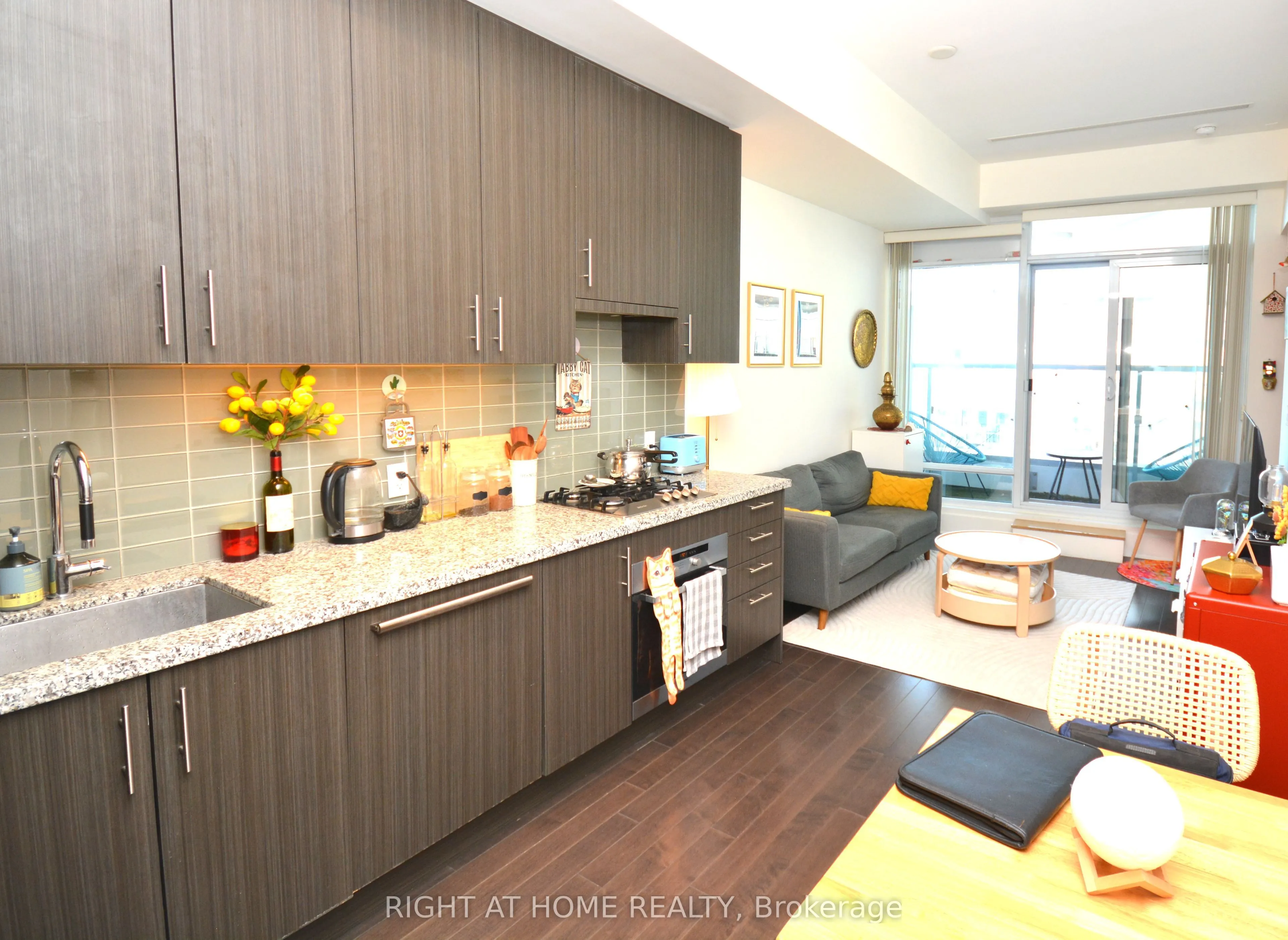 29 Queens Quay E, #1109