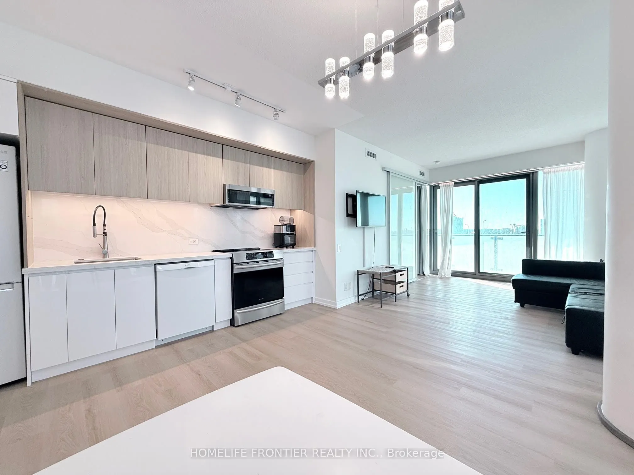 390 Cherry Street, #510