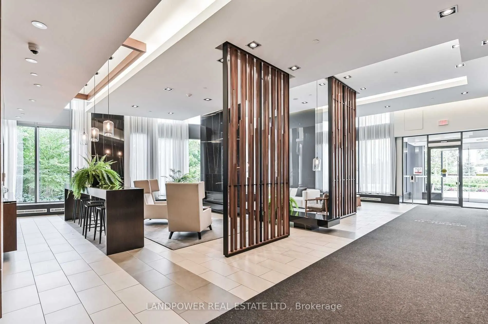 160 Vanderhoof Avenue, #1215