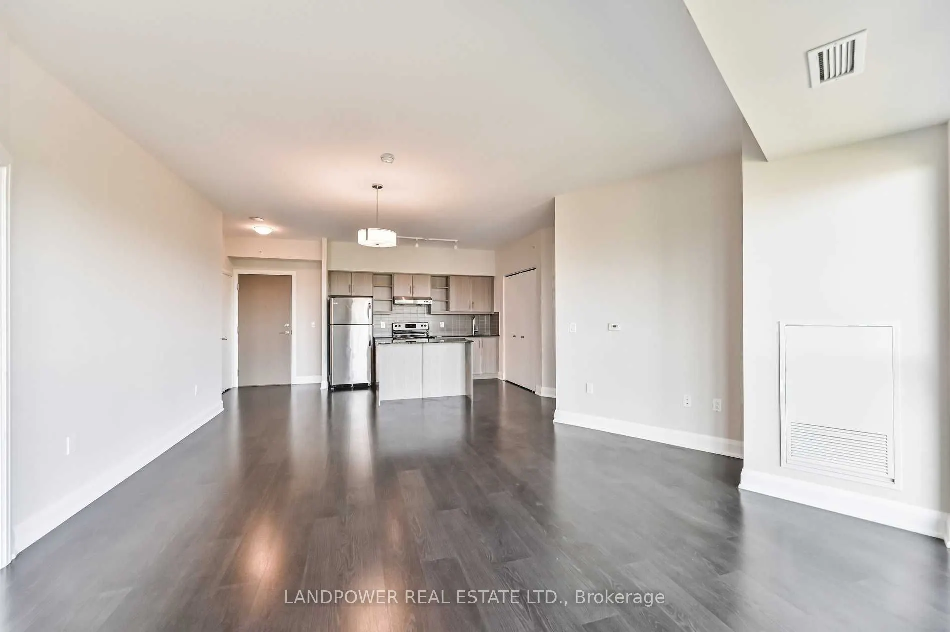160 Vanderhoof Avenue, #1215