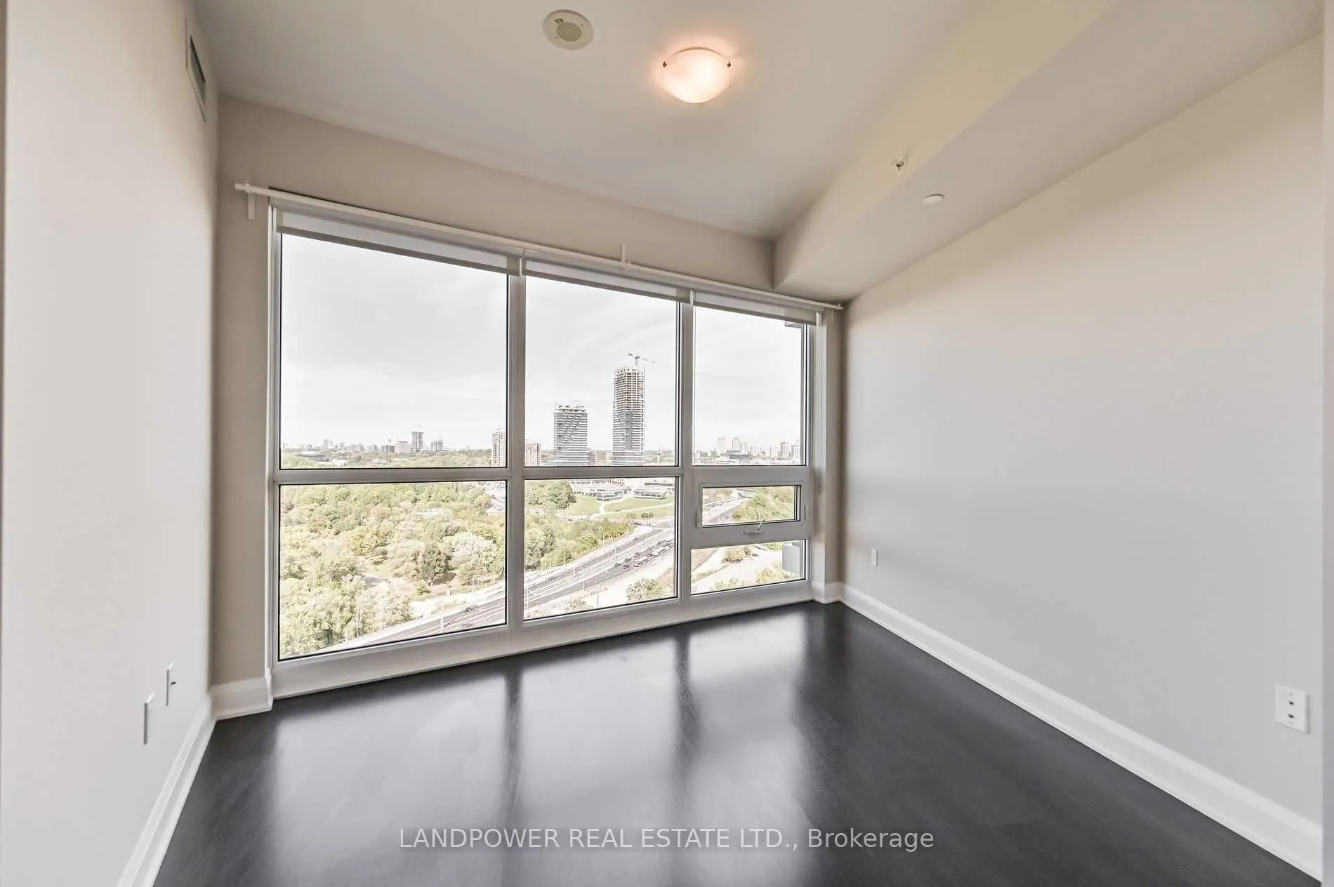 160 Vanderhoof Avenue, #1215