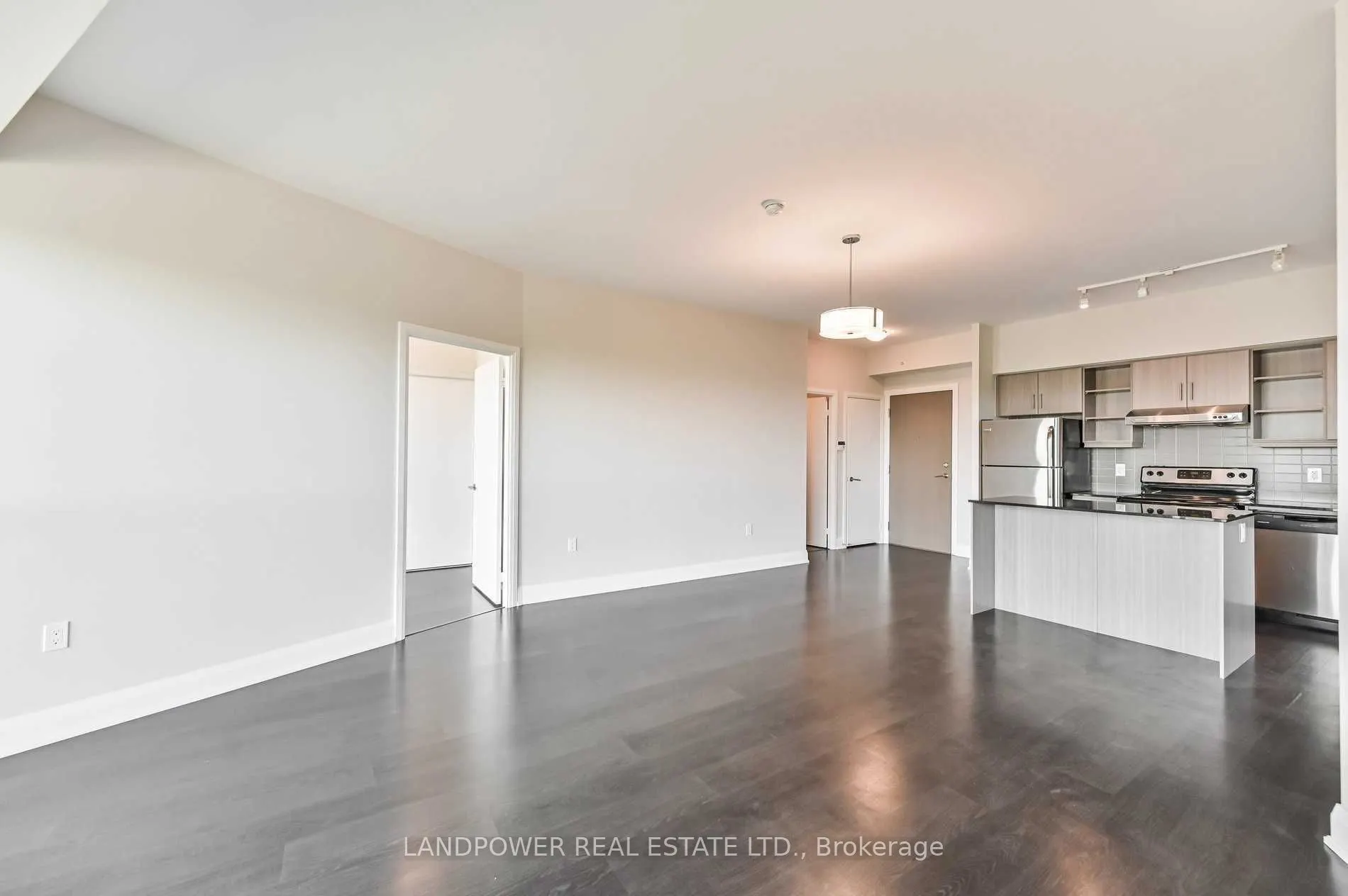 160 Vanderhoof Avenue, #1215