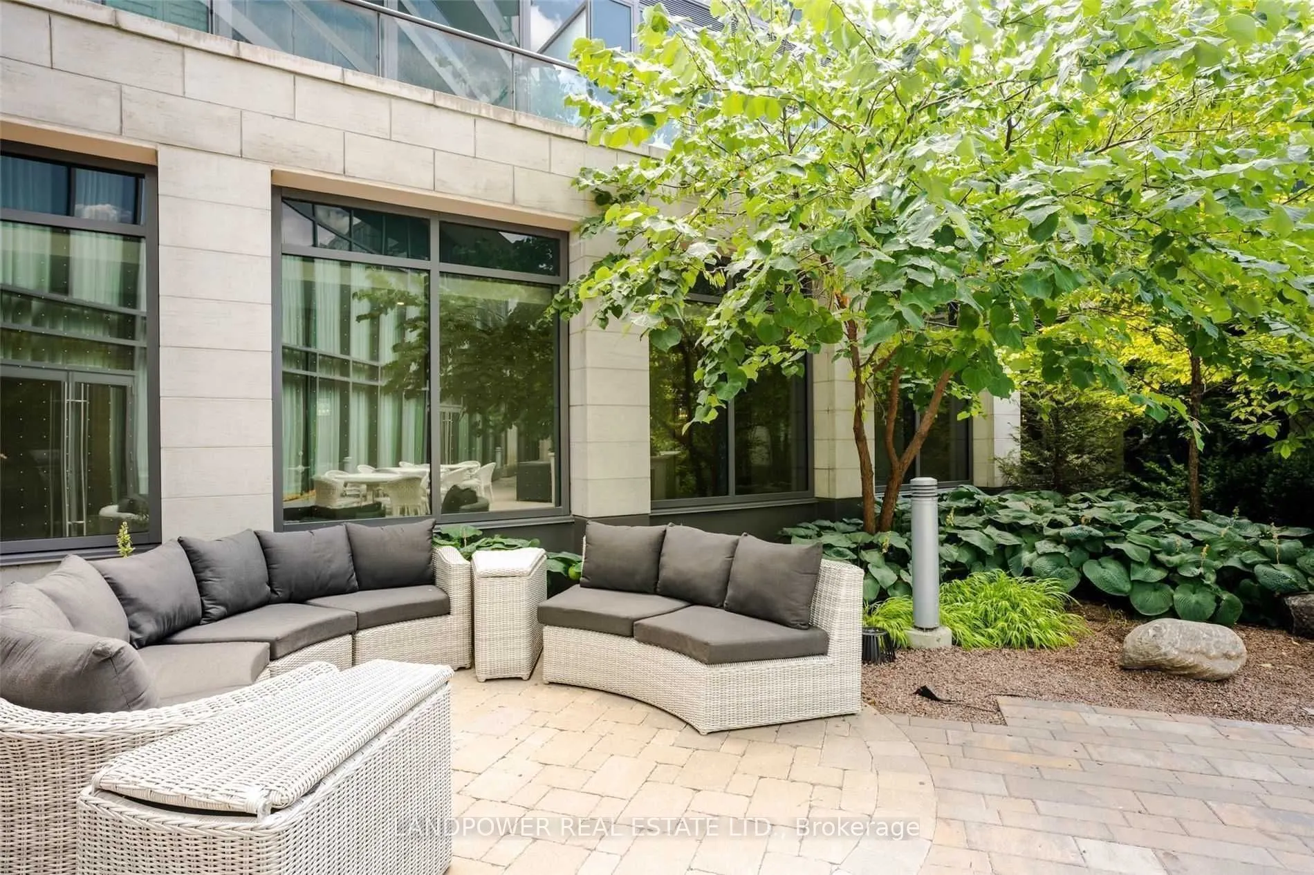 160 Vanderhoof Avenue, #1215