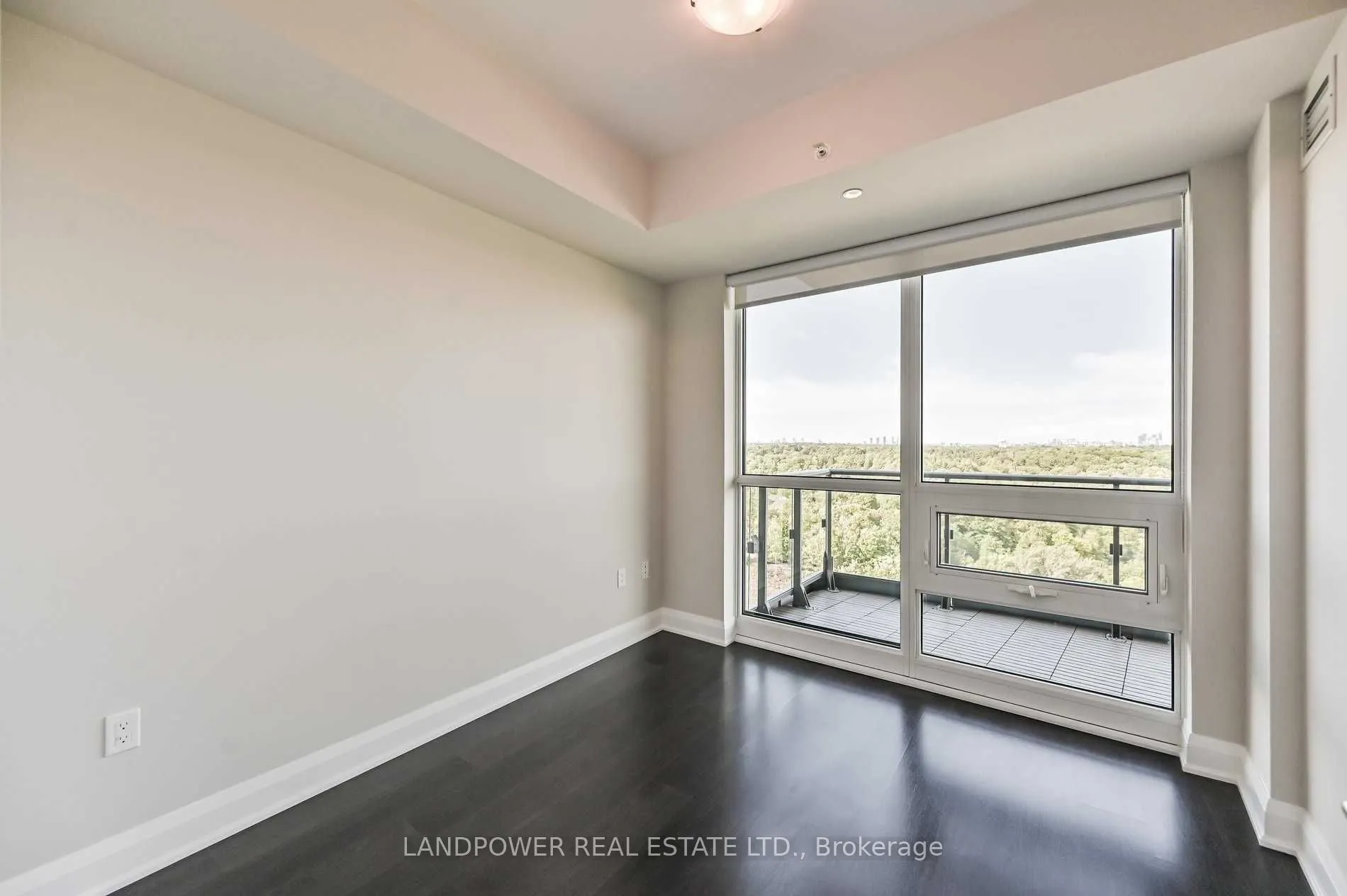 160 Vanderhoof Avenue, #1215