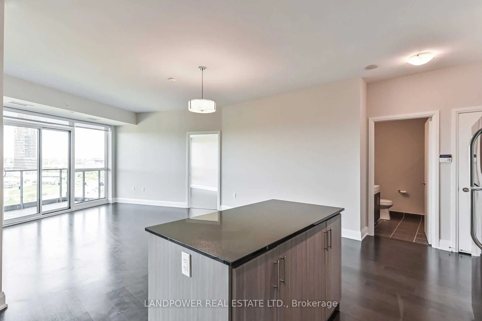 160 Vanderhoof Avenue, #1215