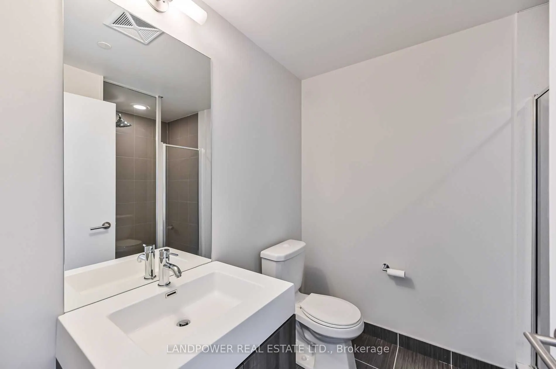 160 Vanderhoof Avenue, #1215