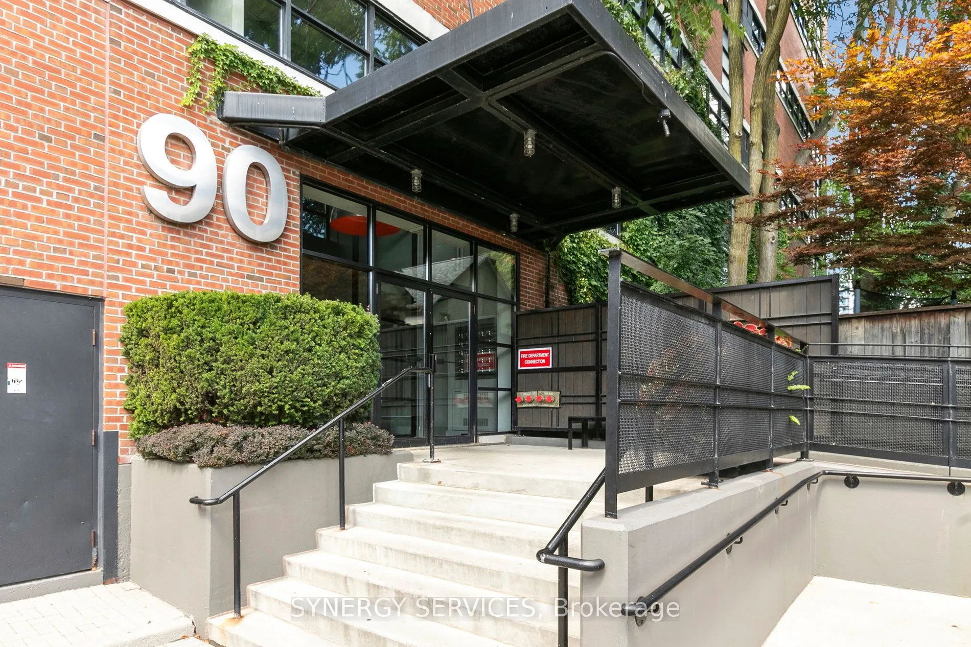 90 Sumach Street, #619