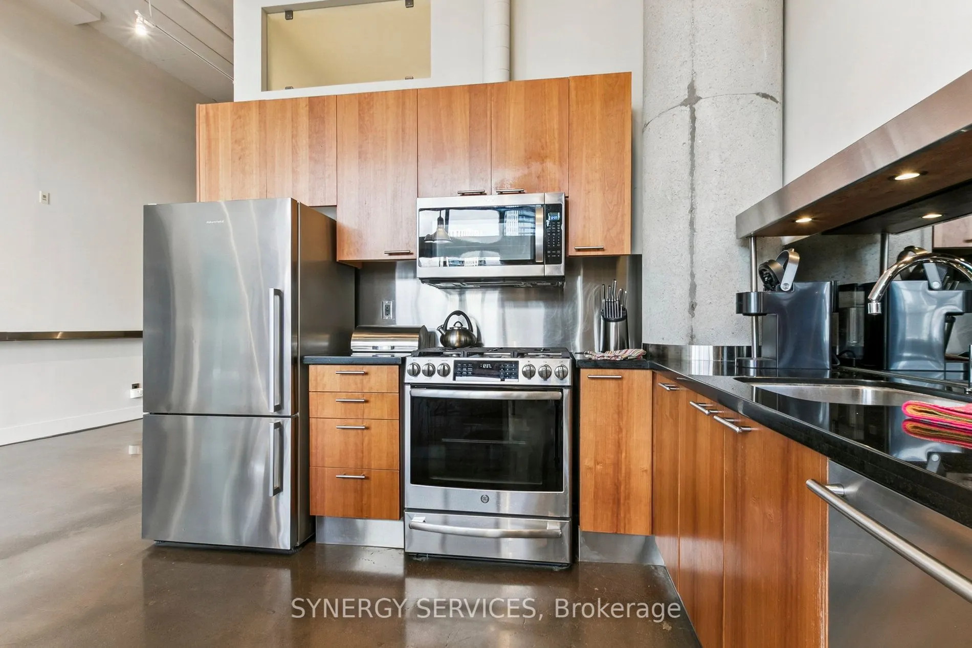 90 Sumach Street, #619