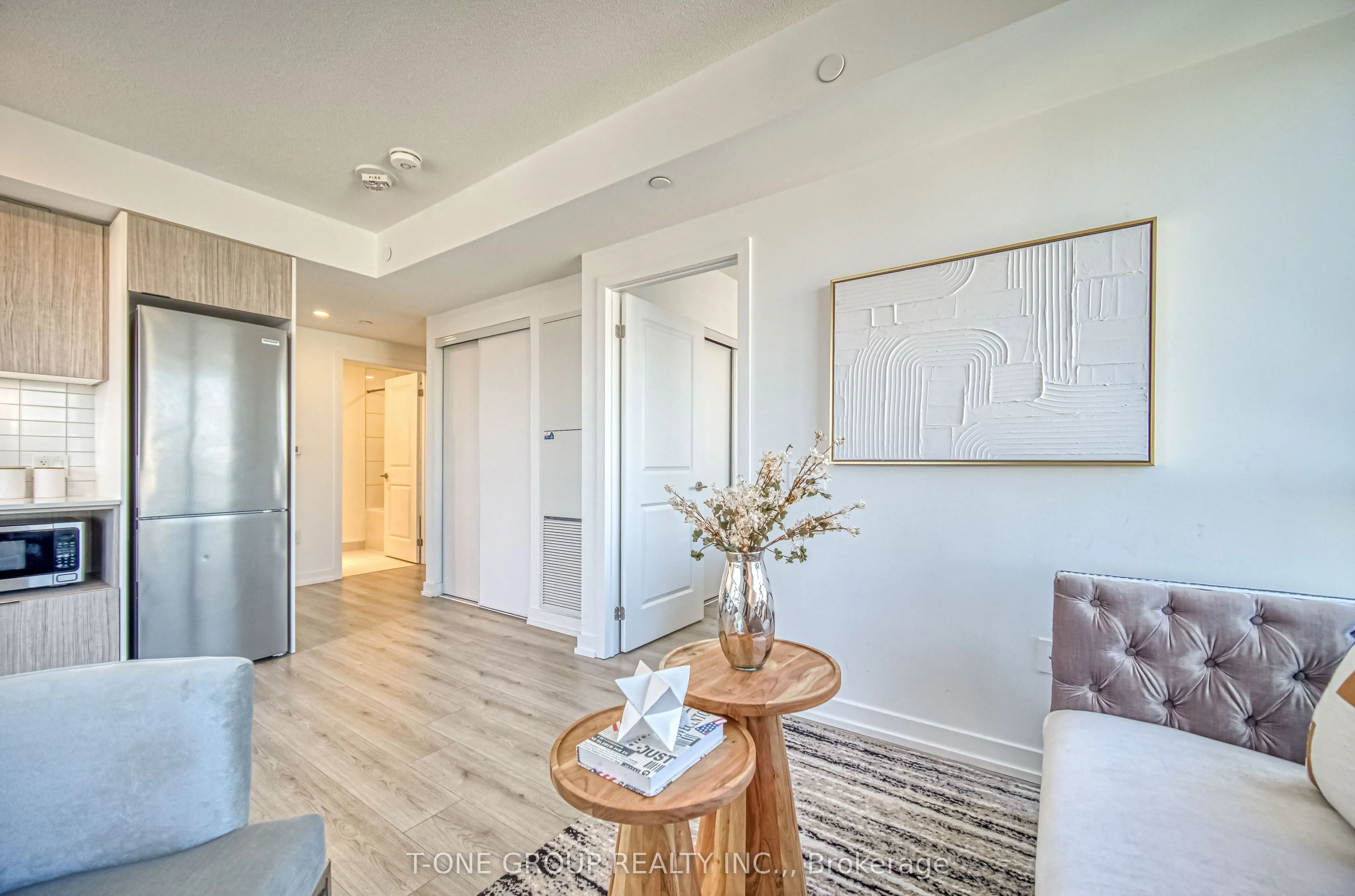 395 Bloor Street E, #3407