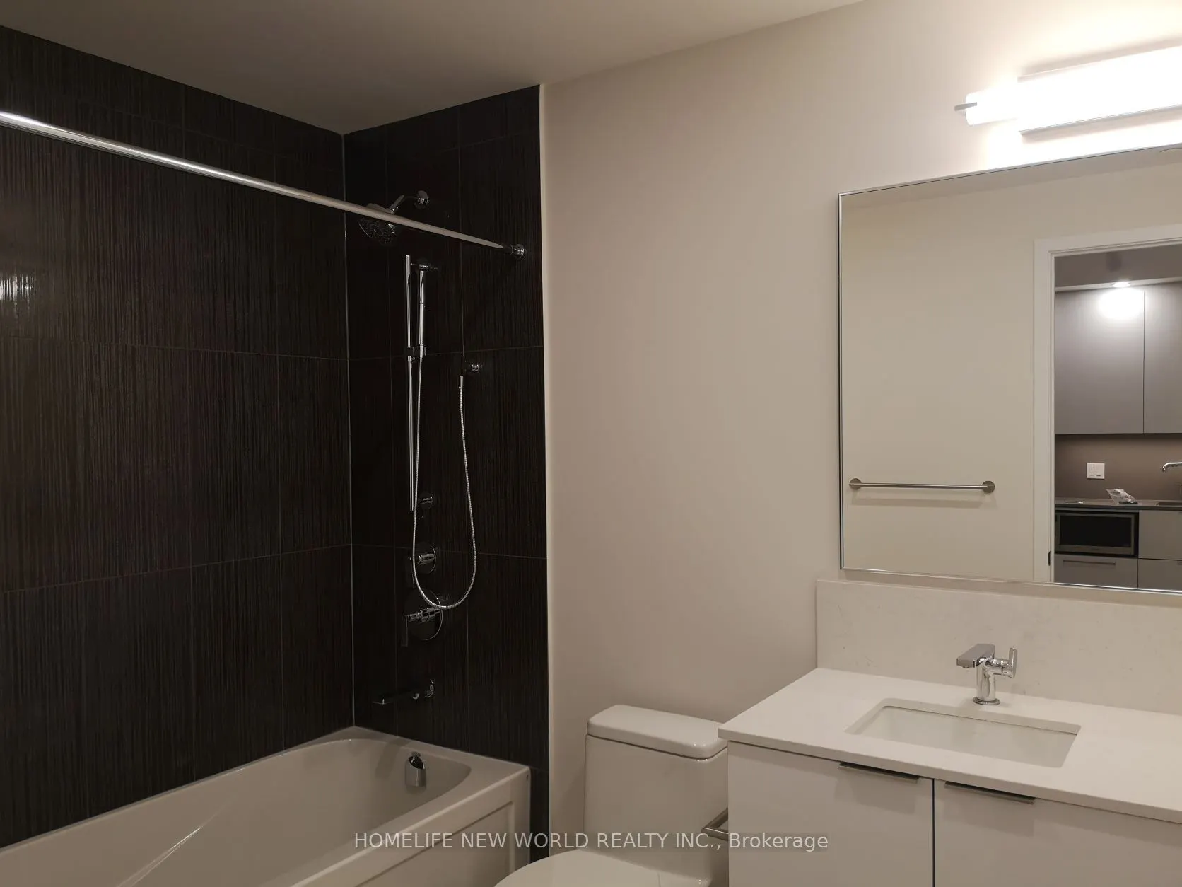 28 Freeland Street, #2903