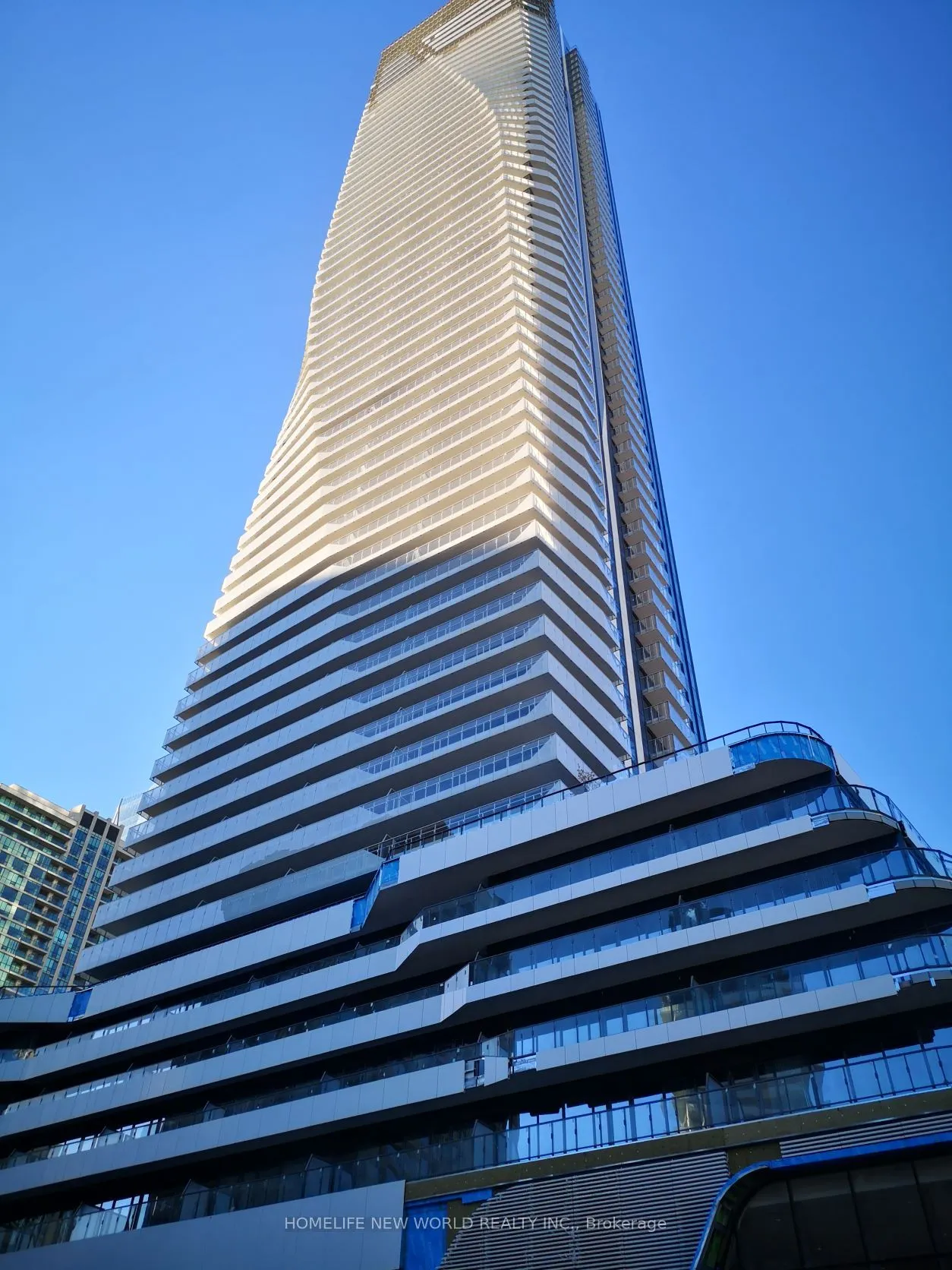 28 Freeland Street, #2903
