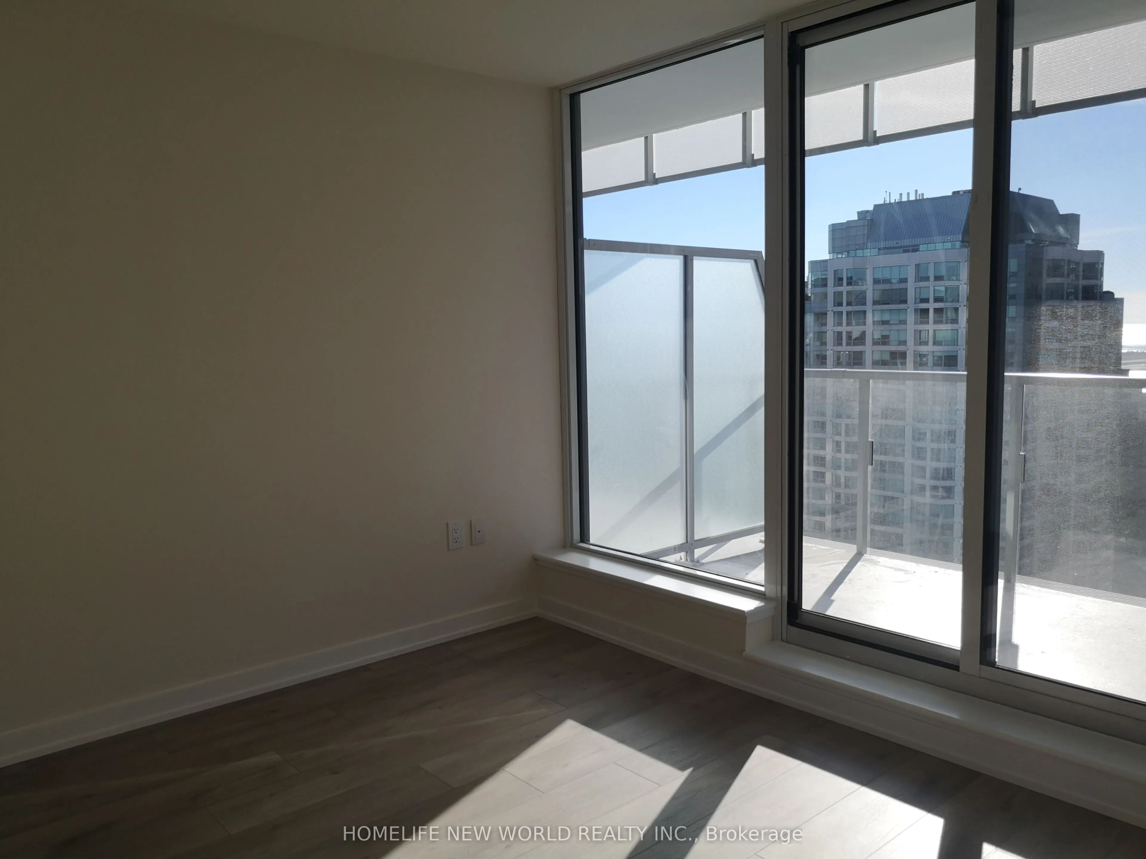 28 Freeland Street, #2903