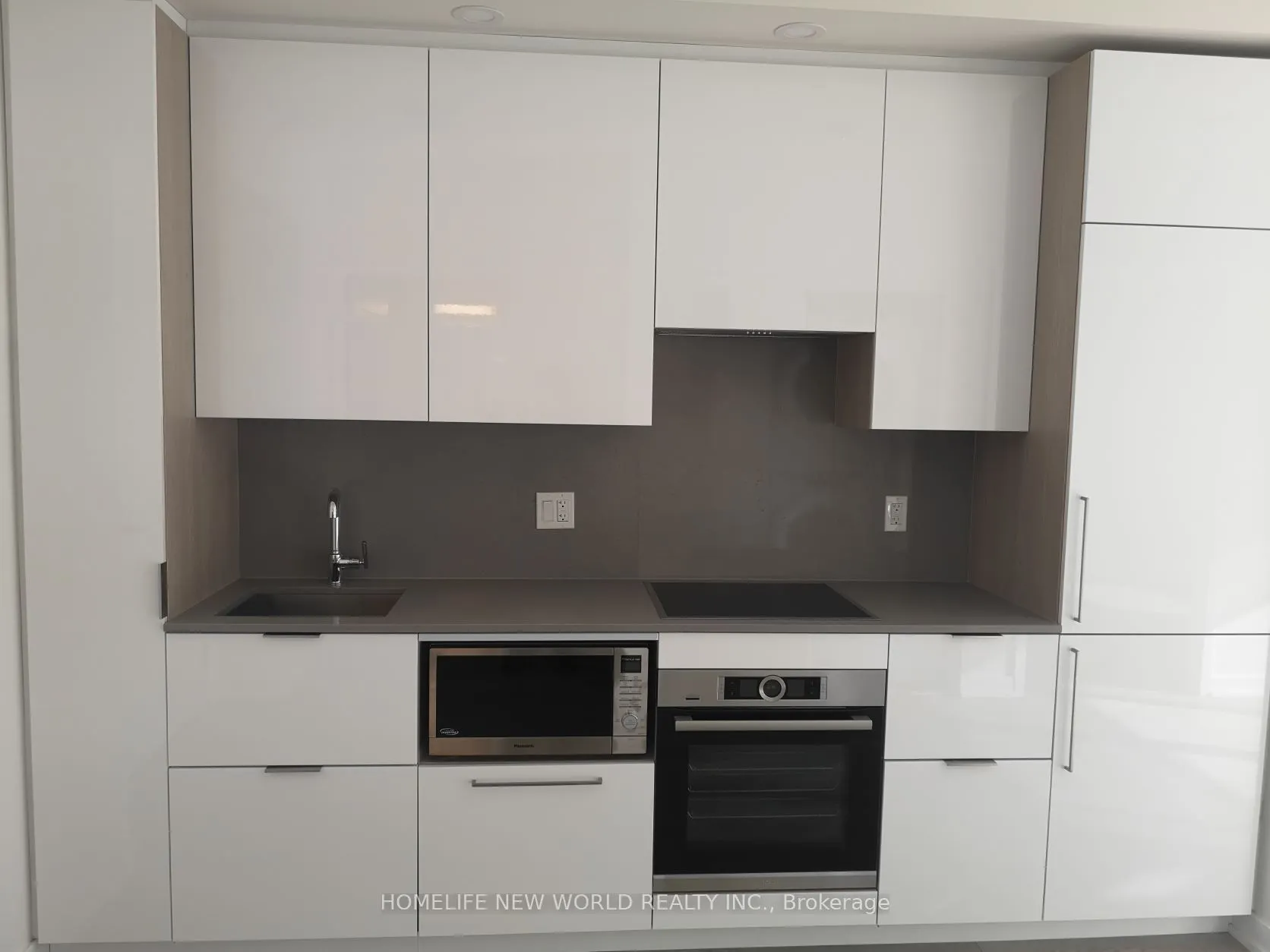 28 Freeland Street, #2903