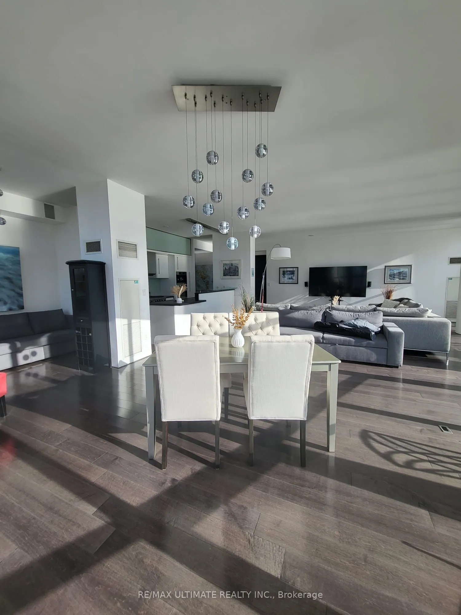 10 Navy Wharf Court, #PH05