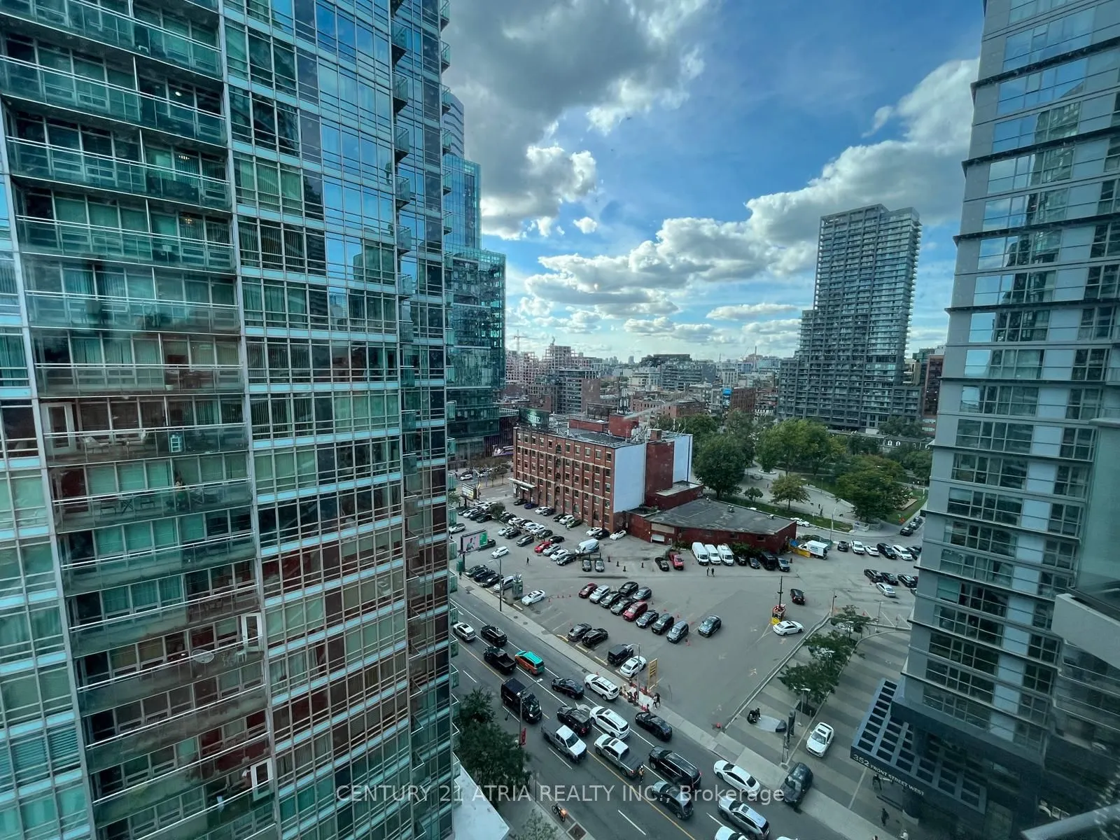 373 Front Street W, #1902