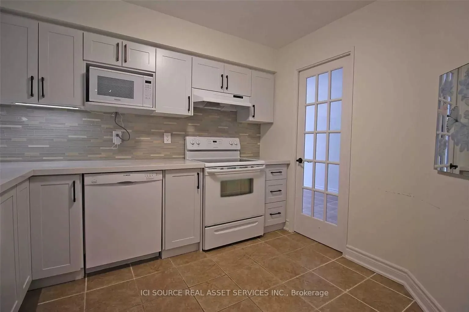 5795 Yonge Street, #701