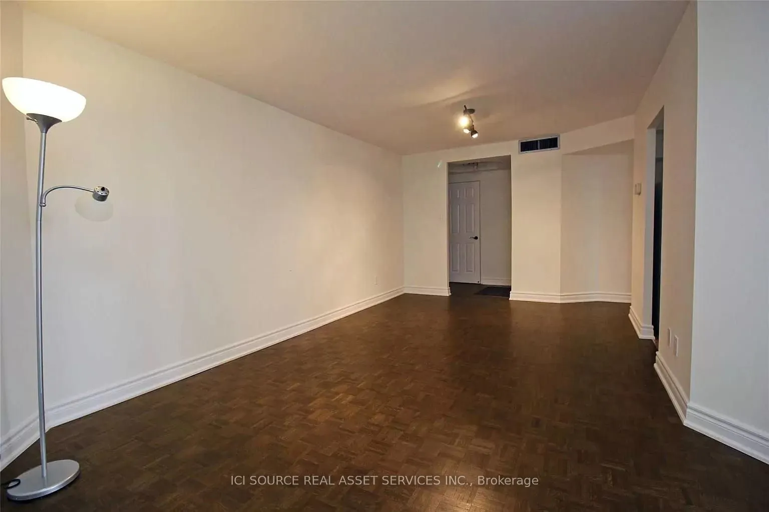 5795 Yonge Street, #701