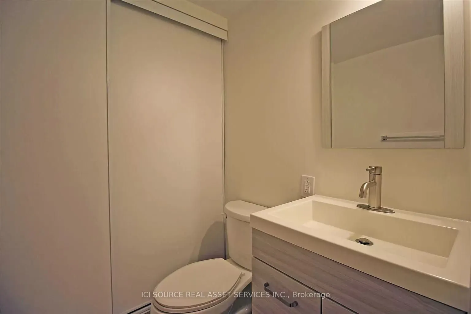 5795 Yonge Street, #701