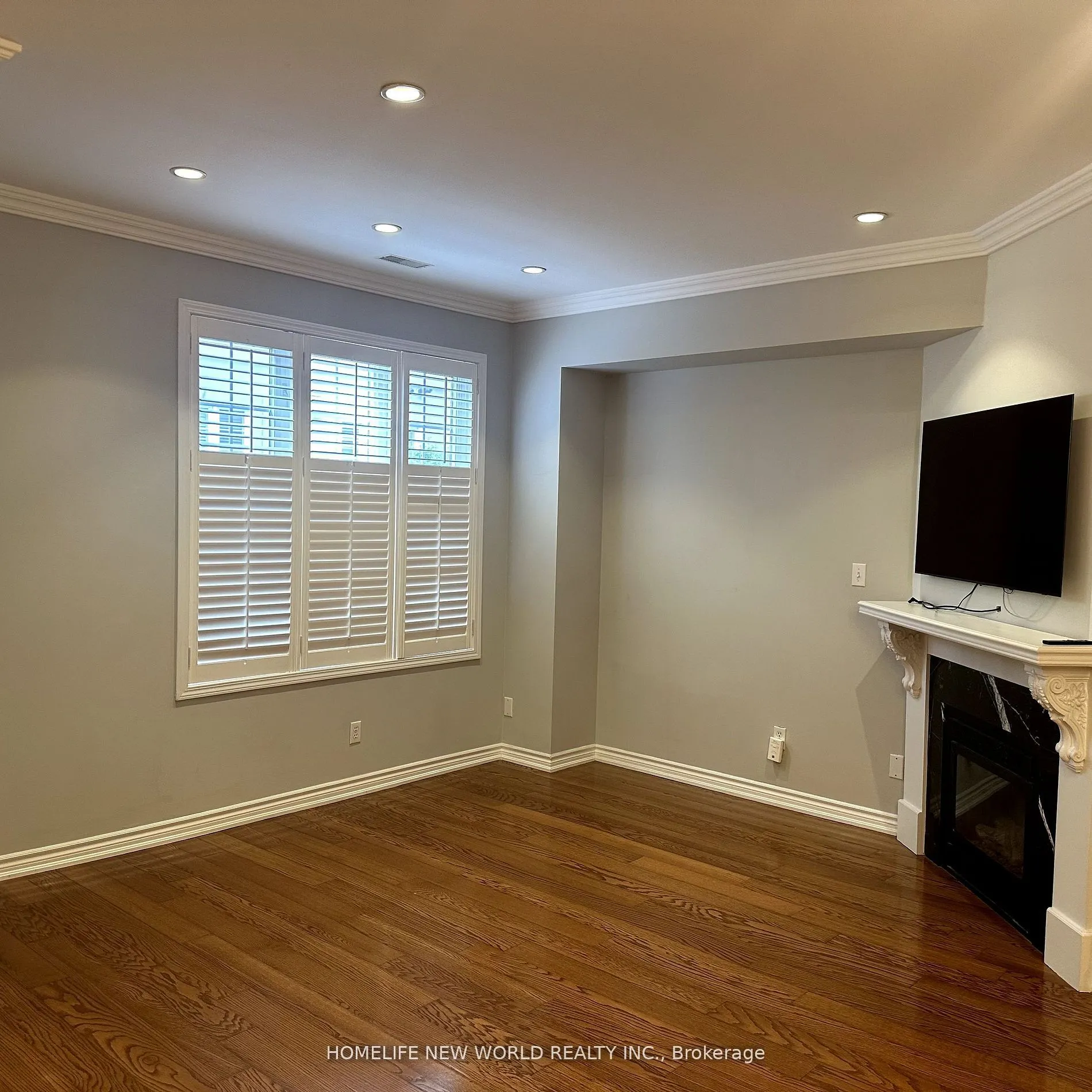 11 Everson Drive, #204