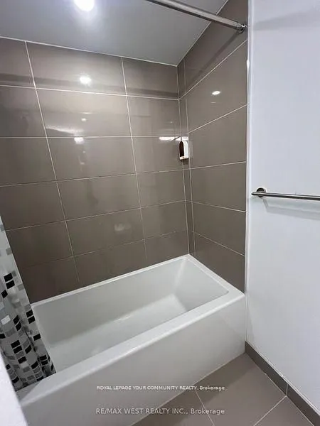 395 Bloor Street, #2411