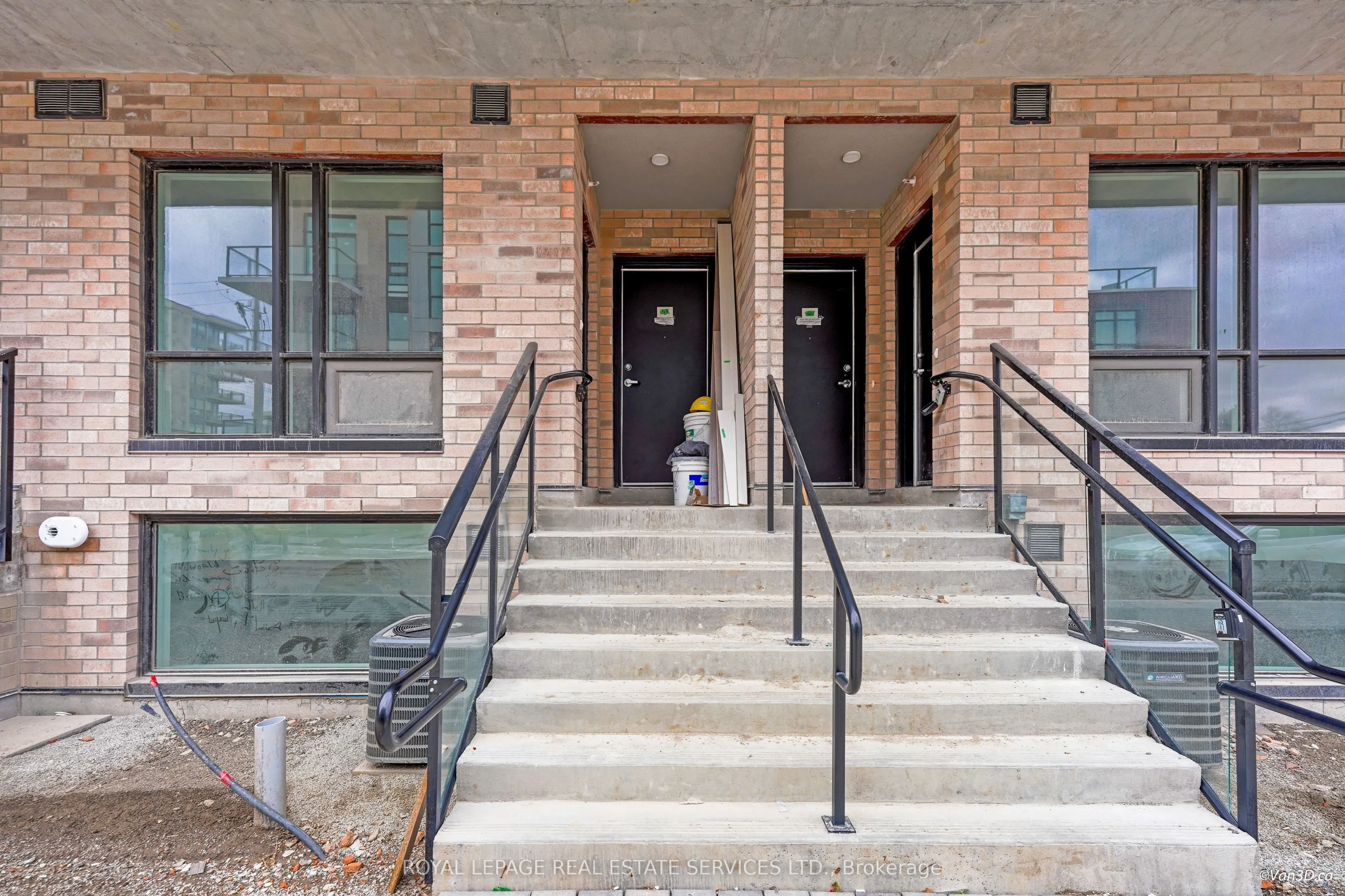 861 Sheppard Avenue W, #47