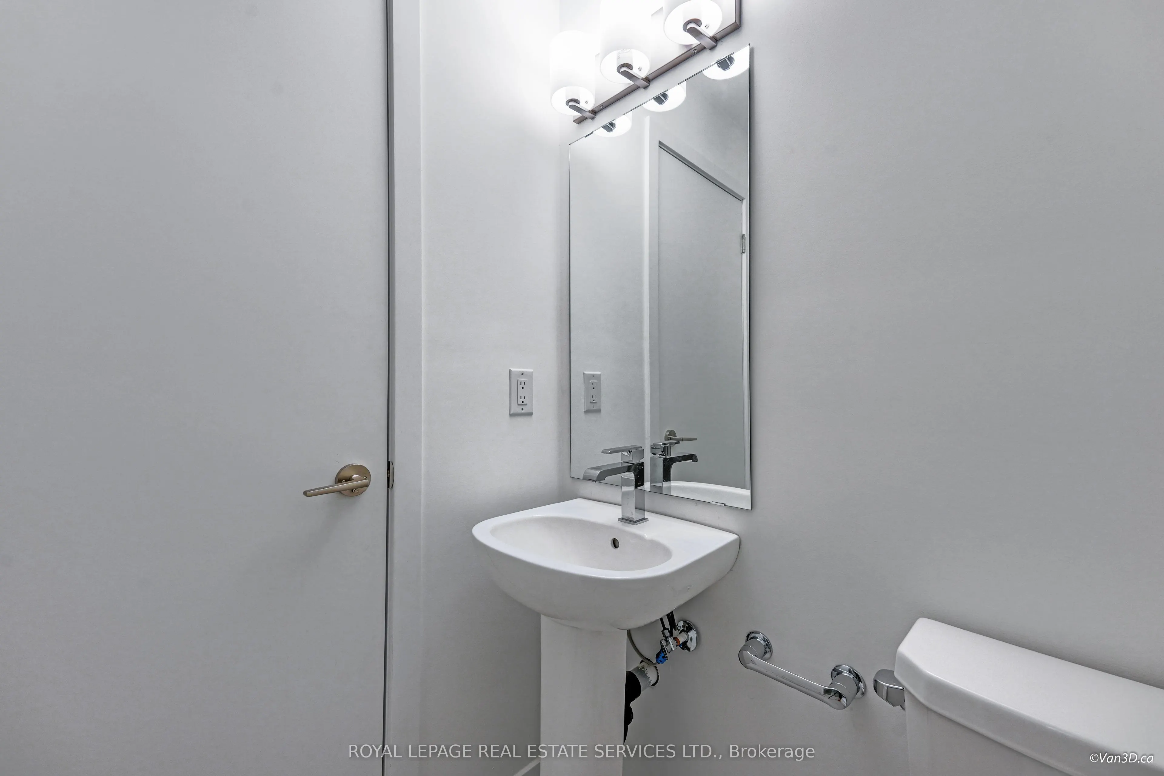 861 Sheppard Avenue W, #47