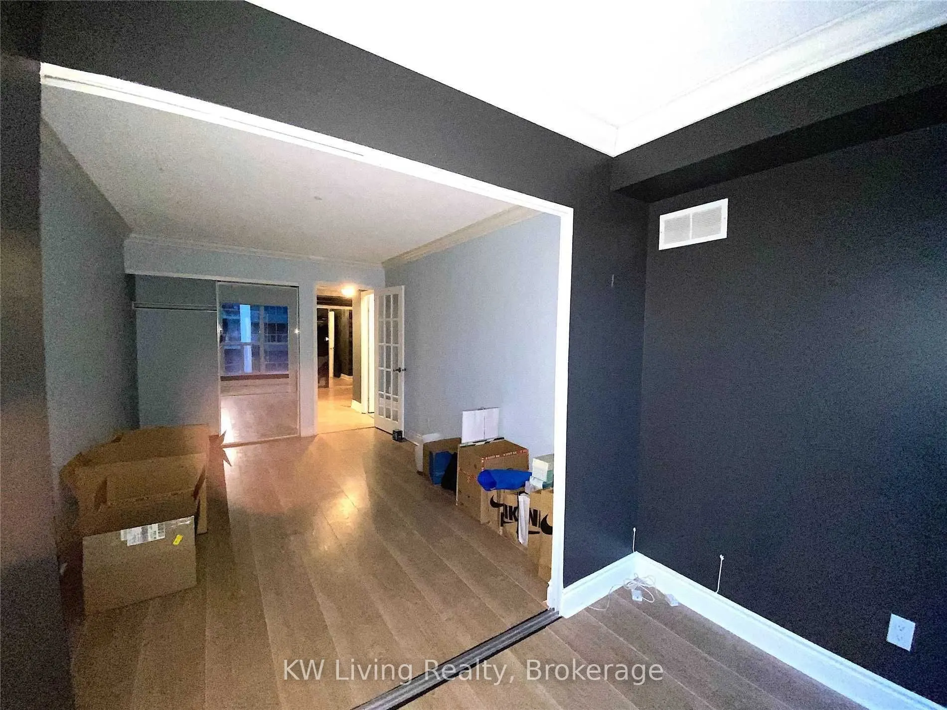 28 Hollywood Avenue, #411