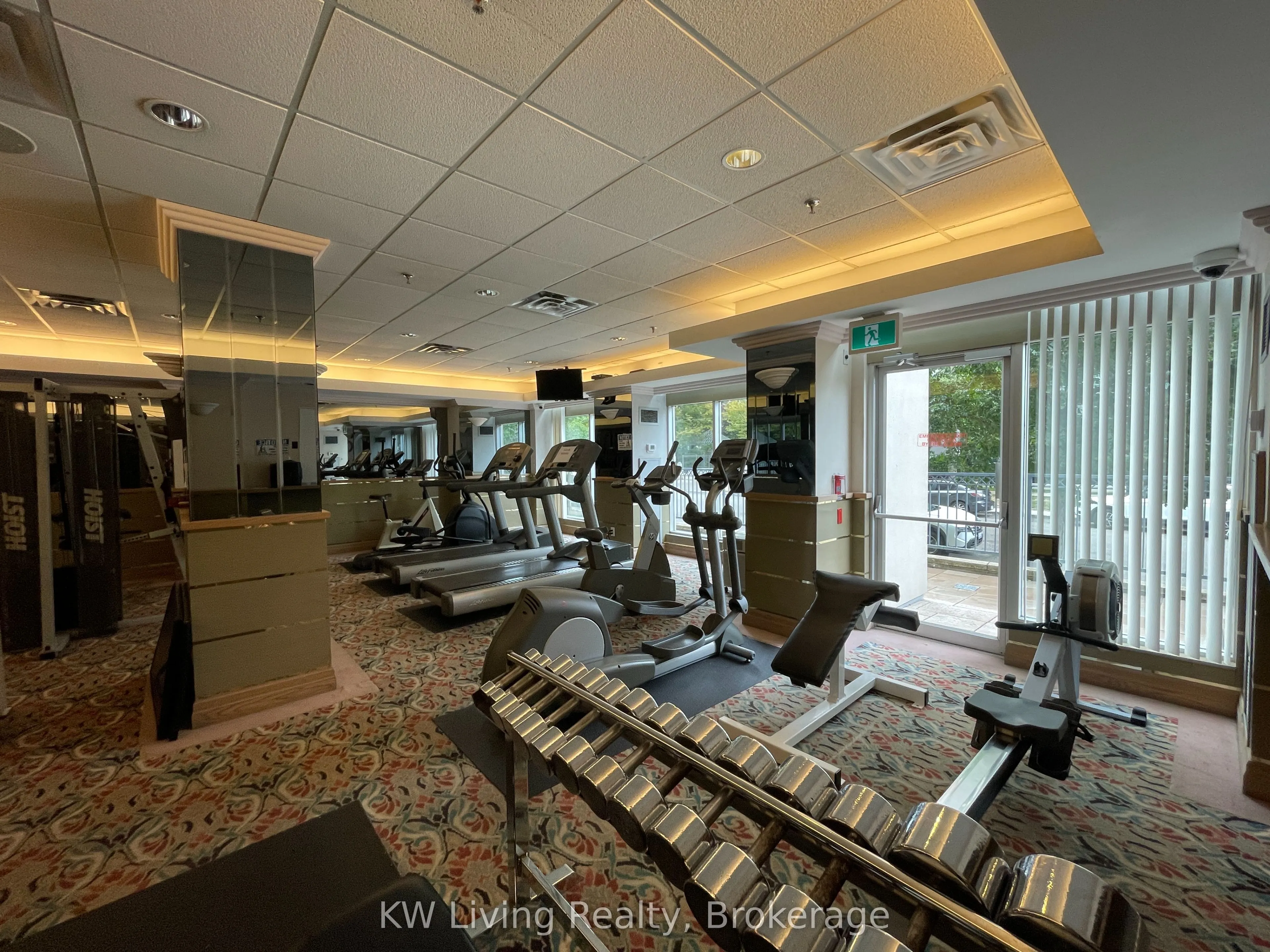 28 Hollywood Avenue, #411