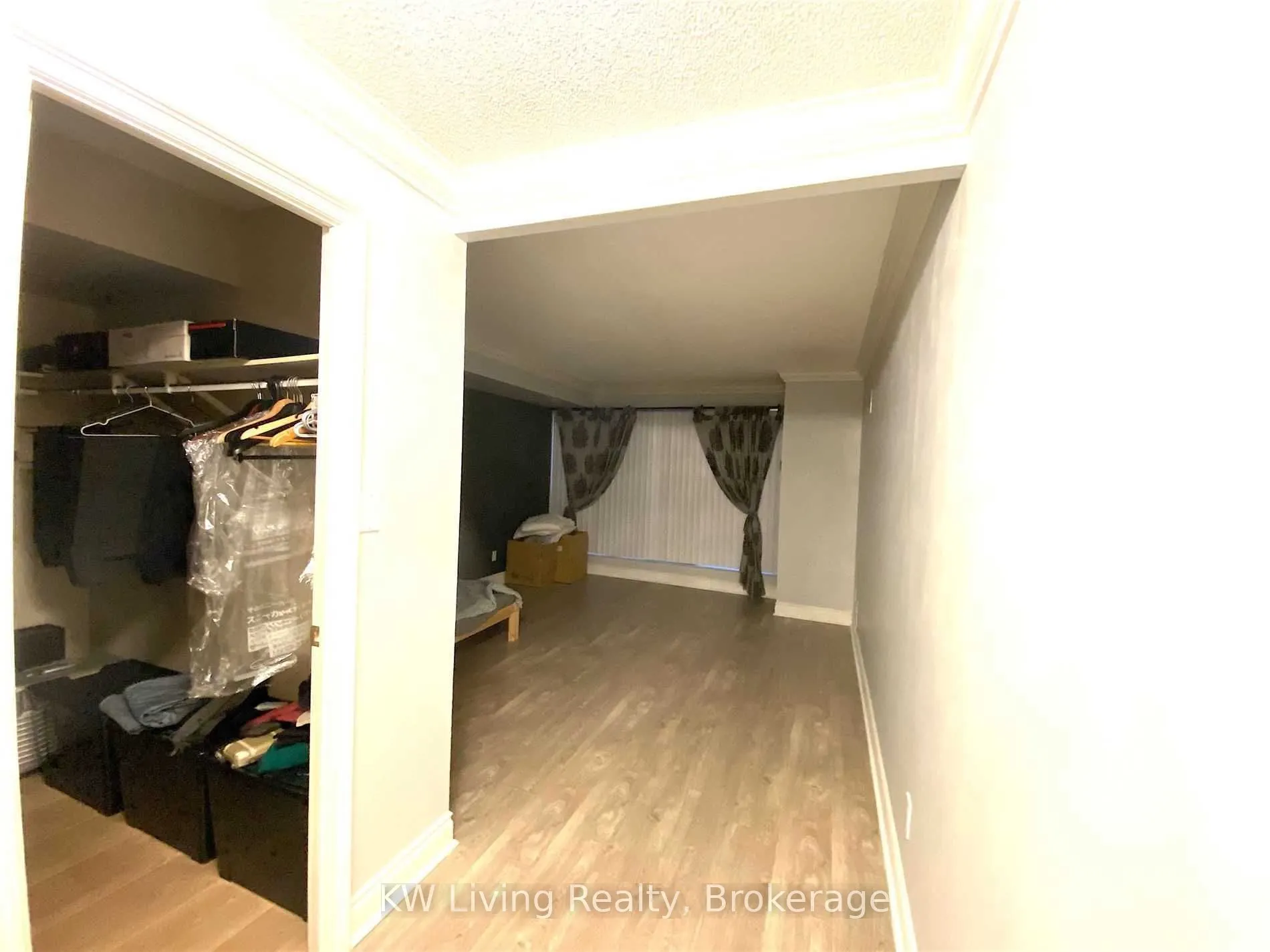 28 Hollywood Avenue, #411
