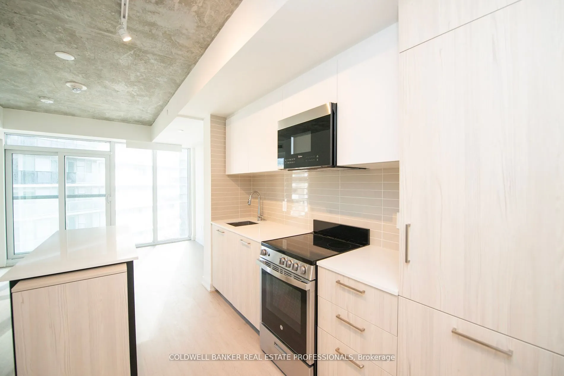 65 Mutual Street, #2107