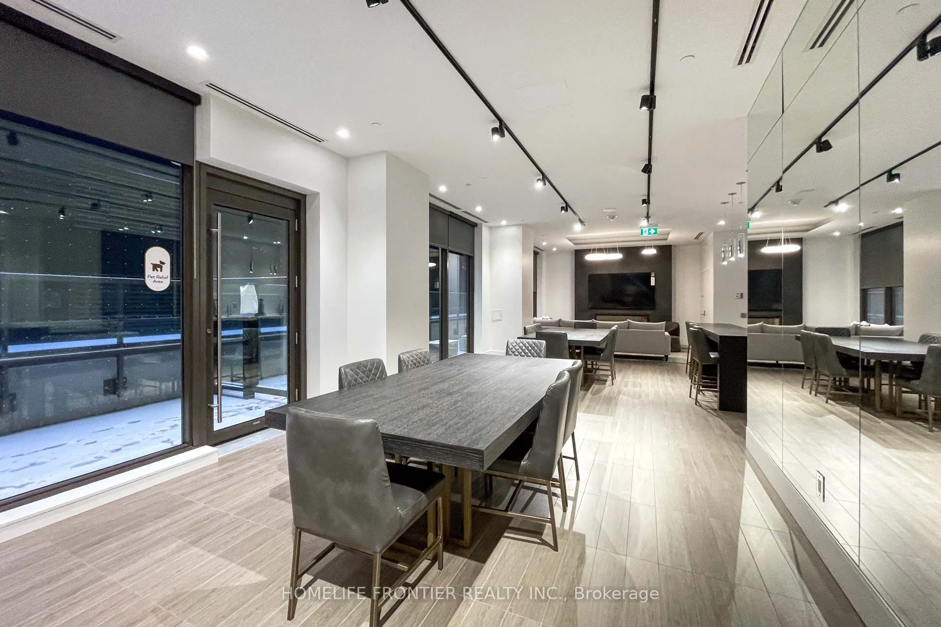 8 Widmer Street, #805