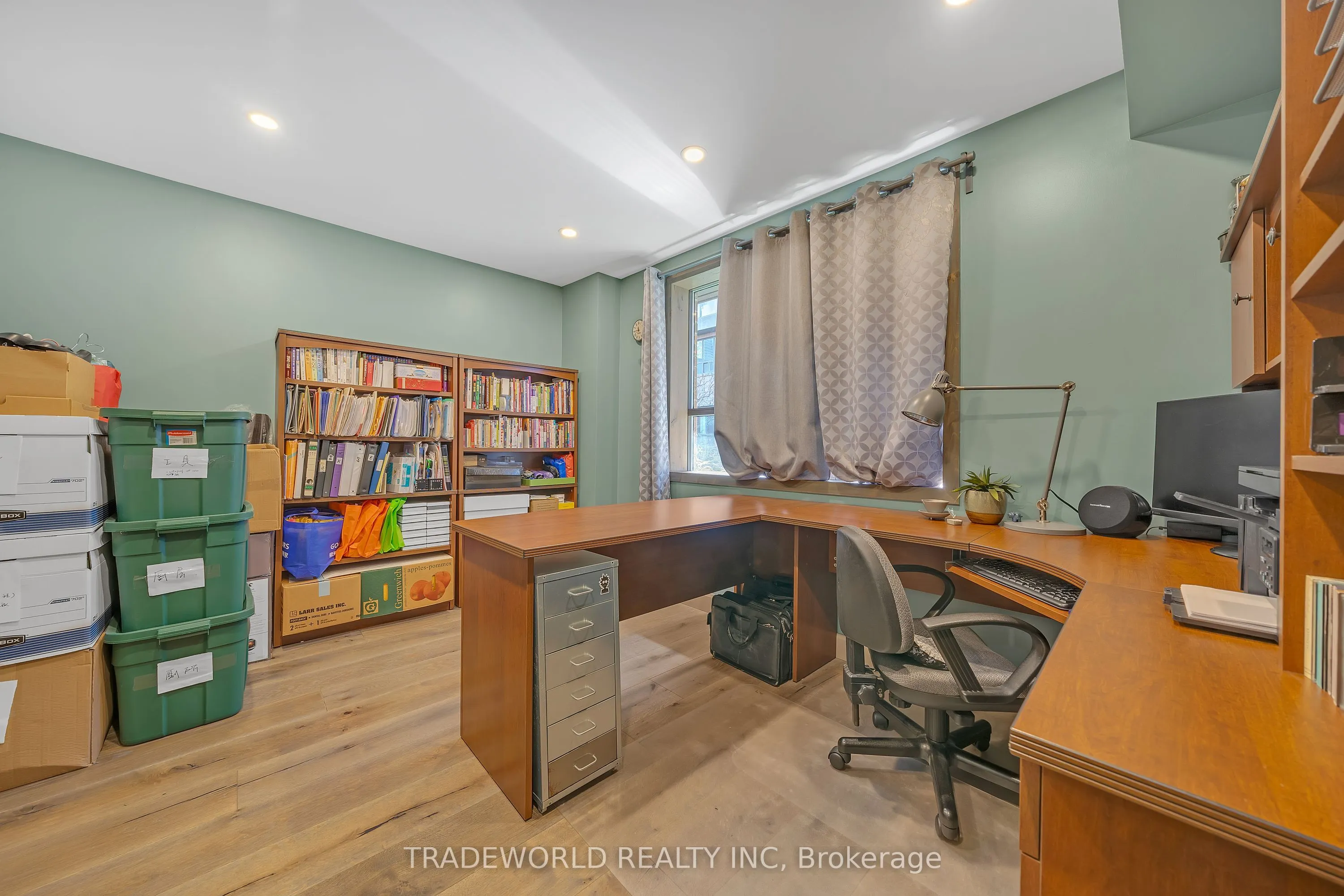 21 Dundonald Street, #1