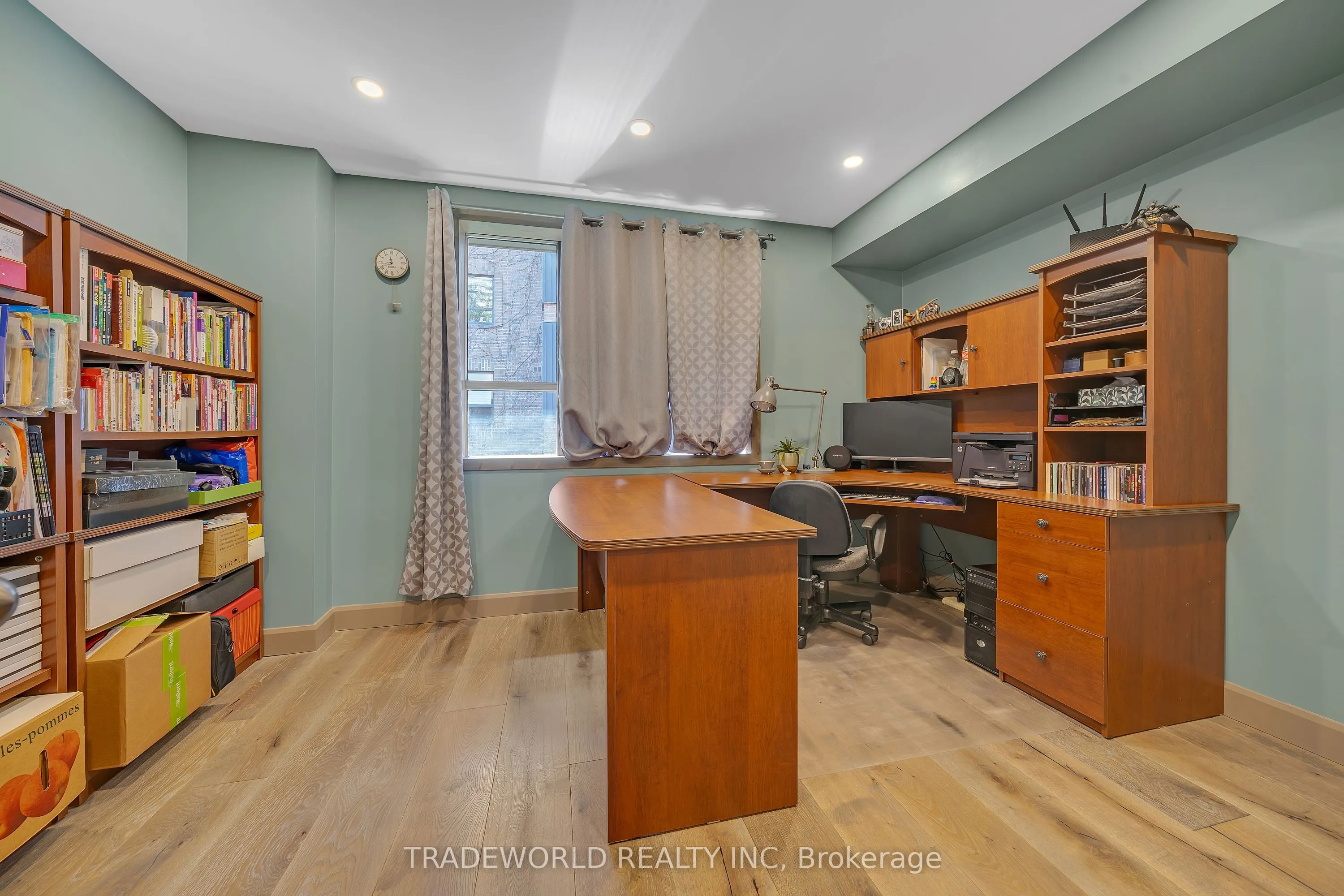21 Dundonald Street, #1