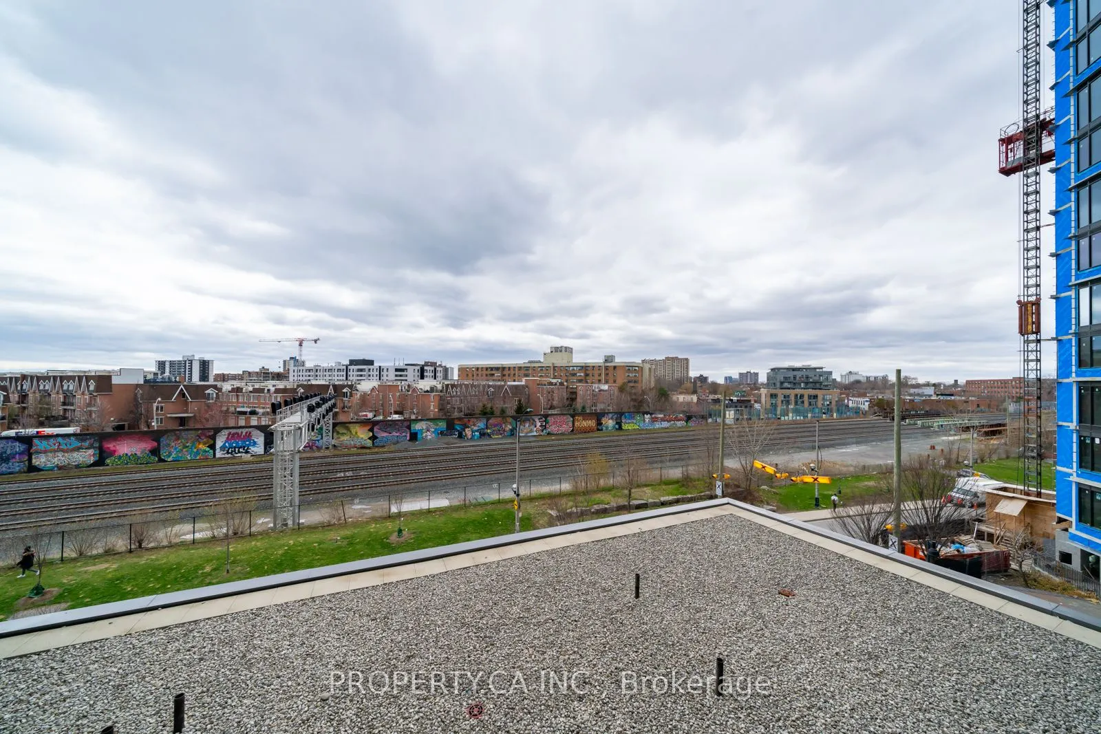 1171 Queen Street W, #512