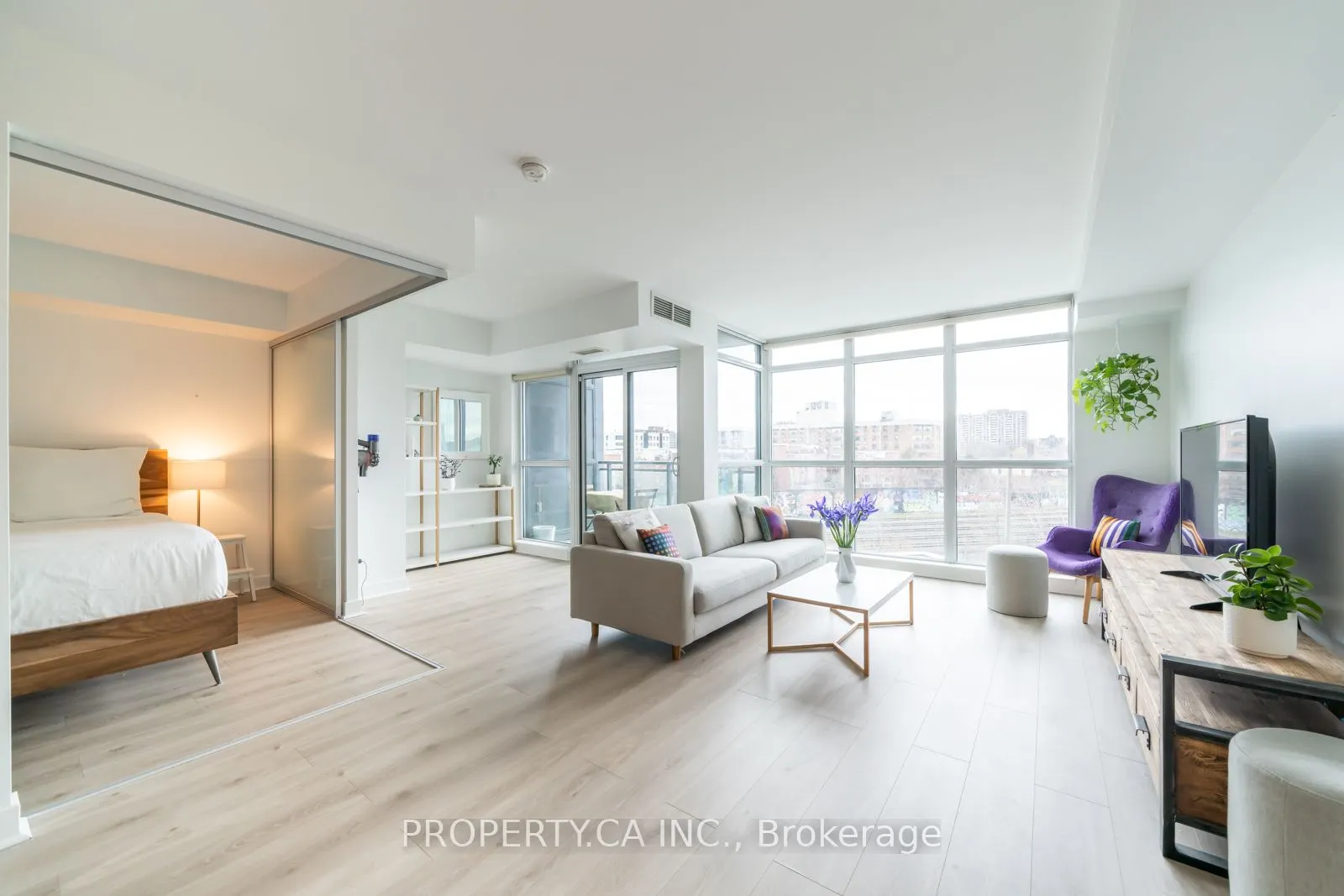 1171 Queen Street W, #512