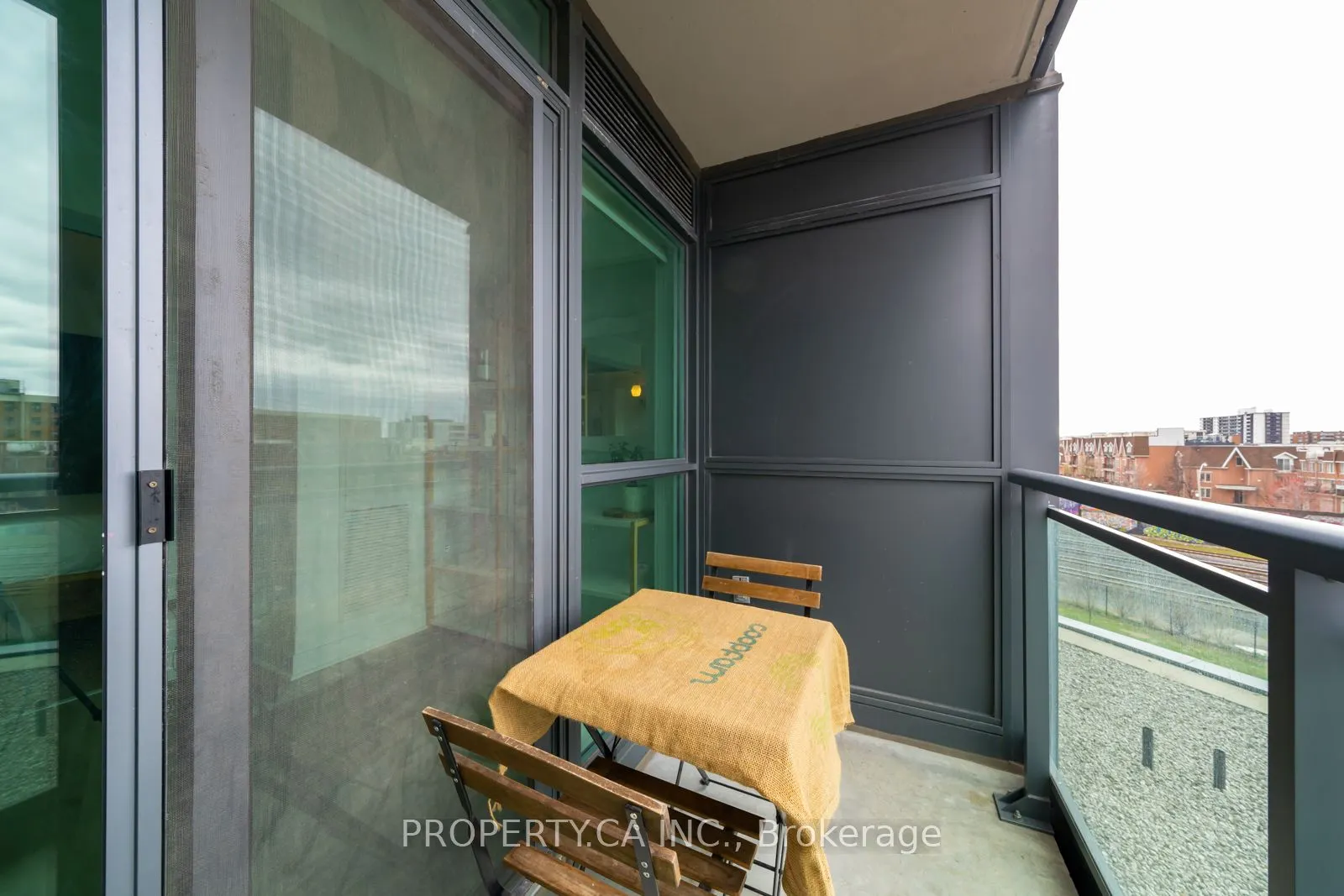 1171 Queen Street W, #512