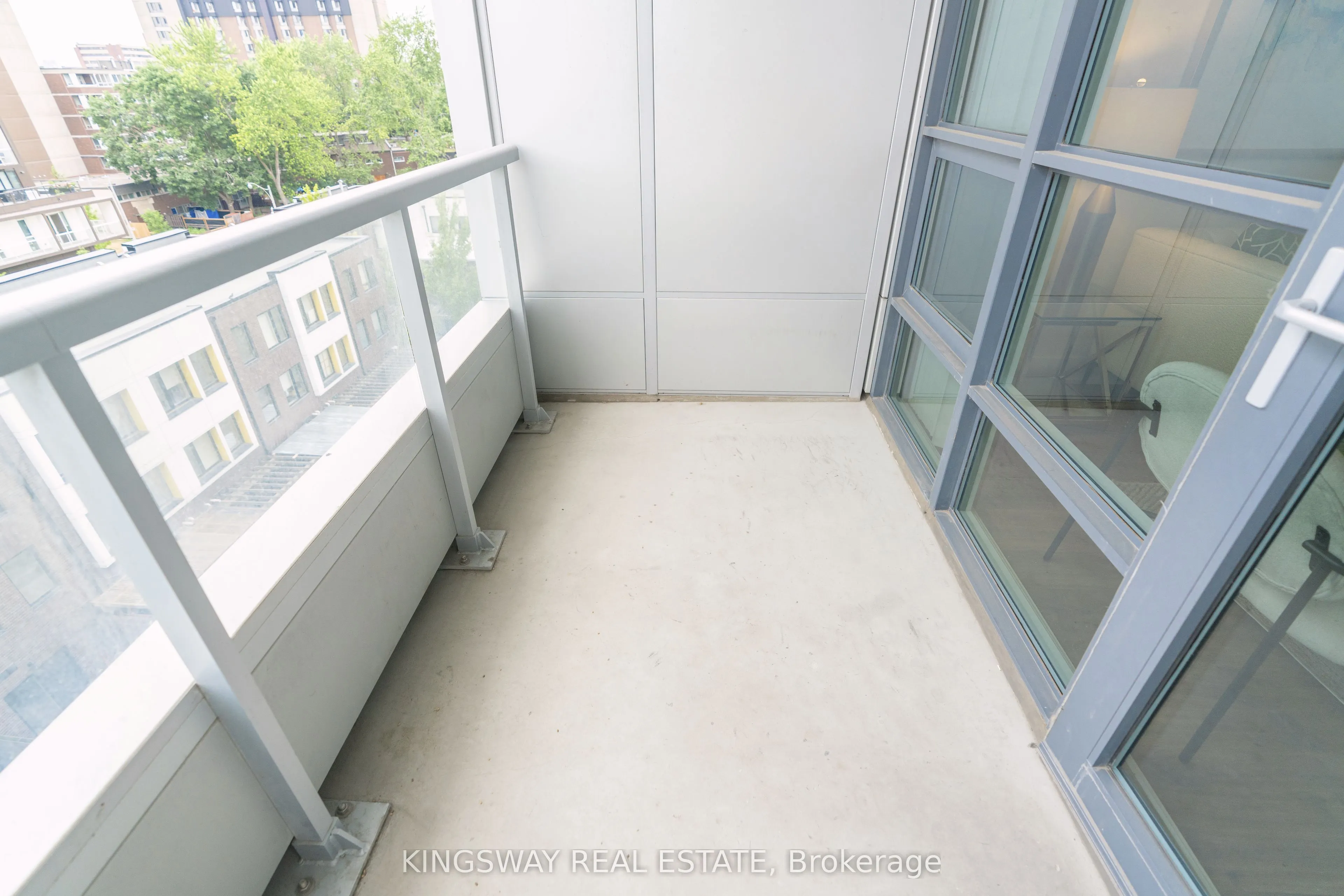 38 Cameron Street, #601