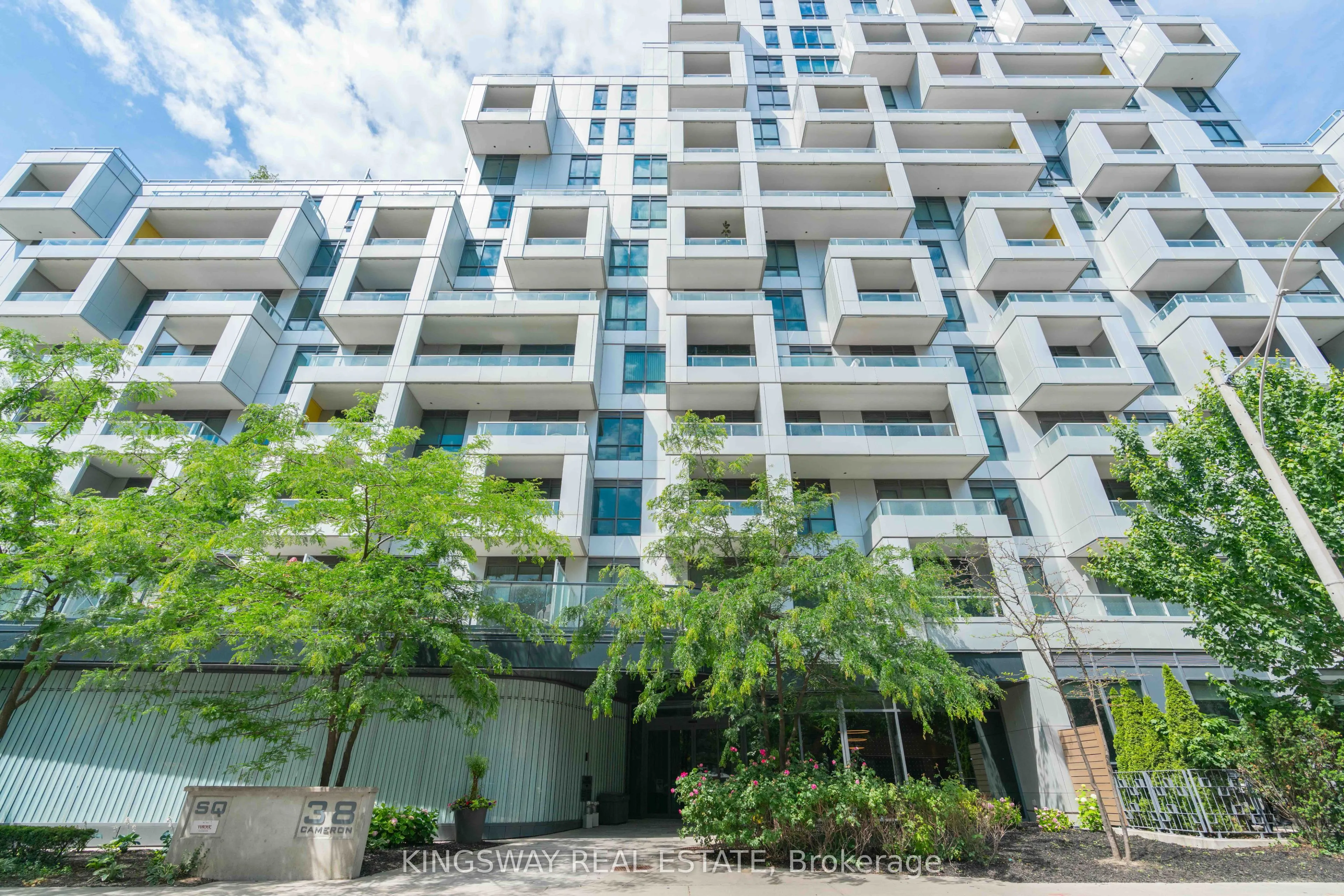 38 Cameron Street, #601
