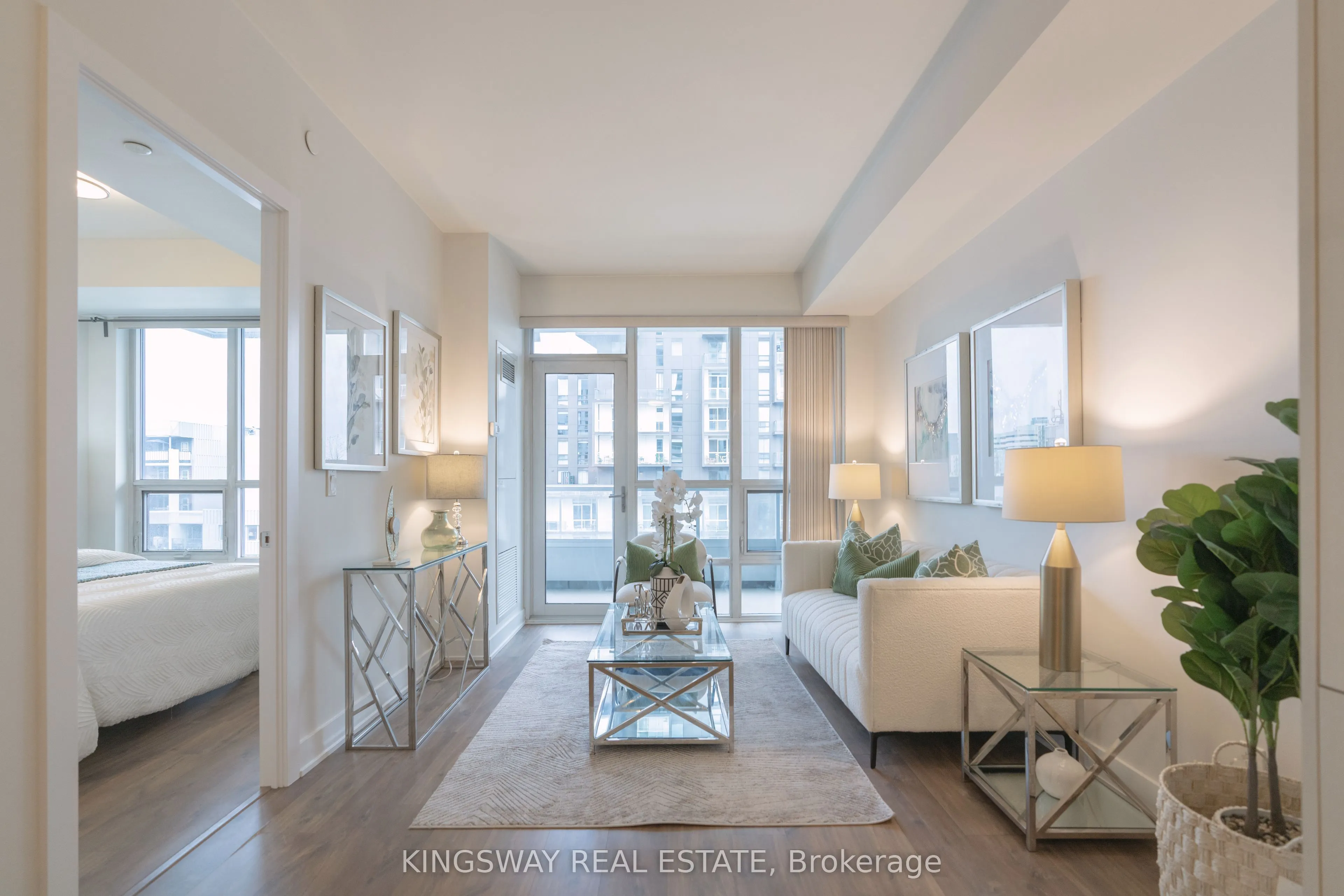 38 Cameron Street, #601