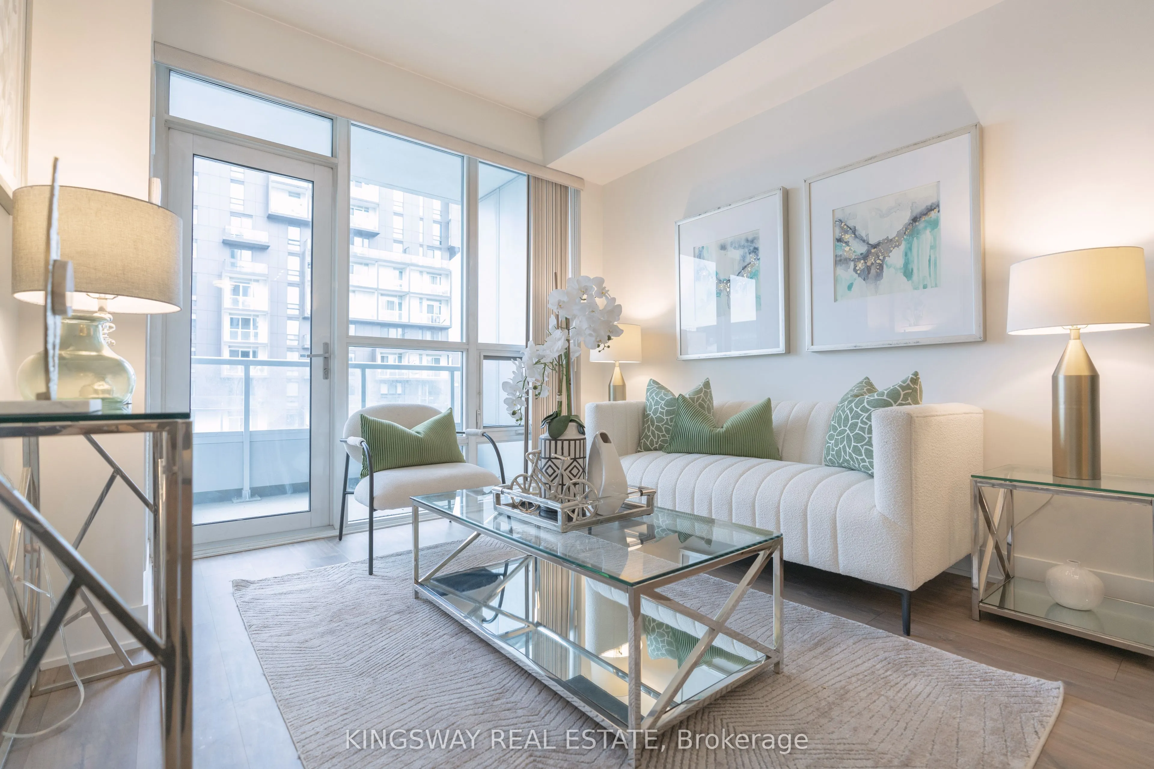 38 Cameron Street, #601