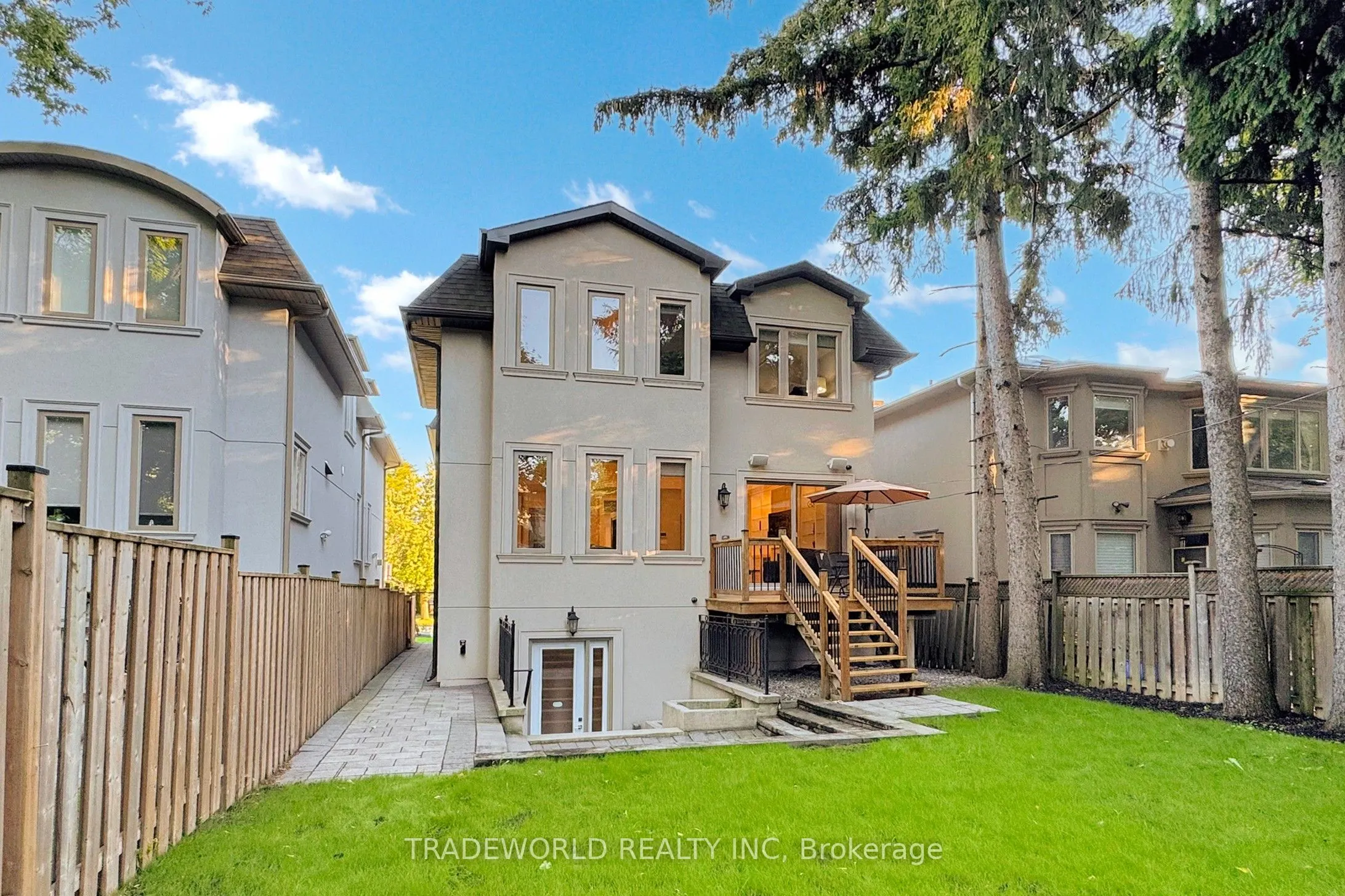 122 Parkview Avenue
