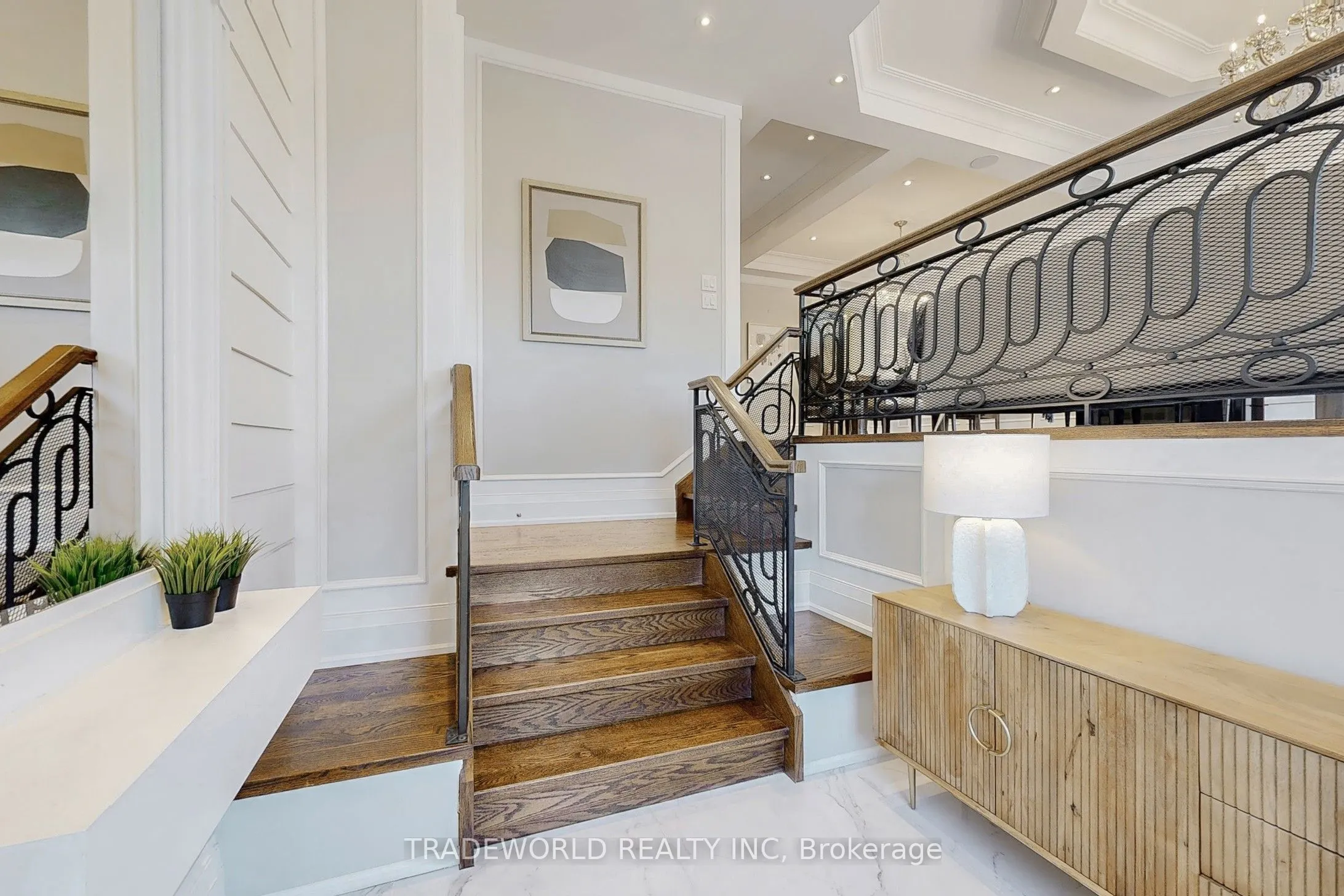 122 Parkview Avenue