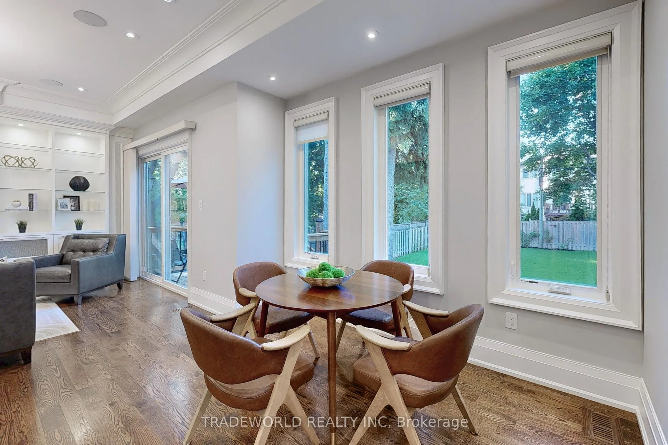 122 Parkview Avenue