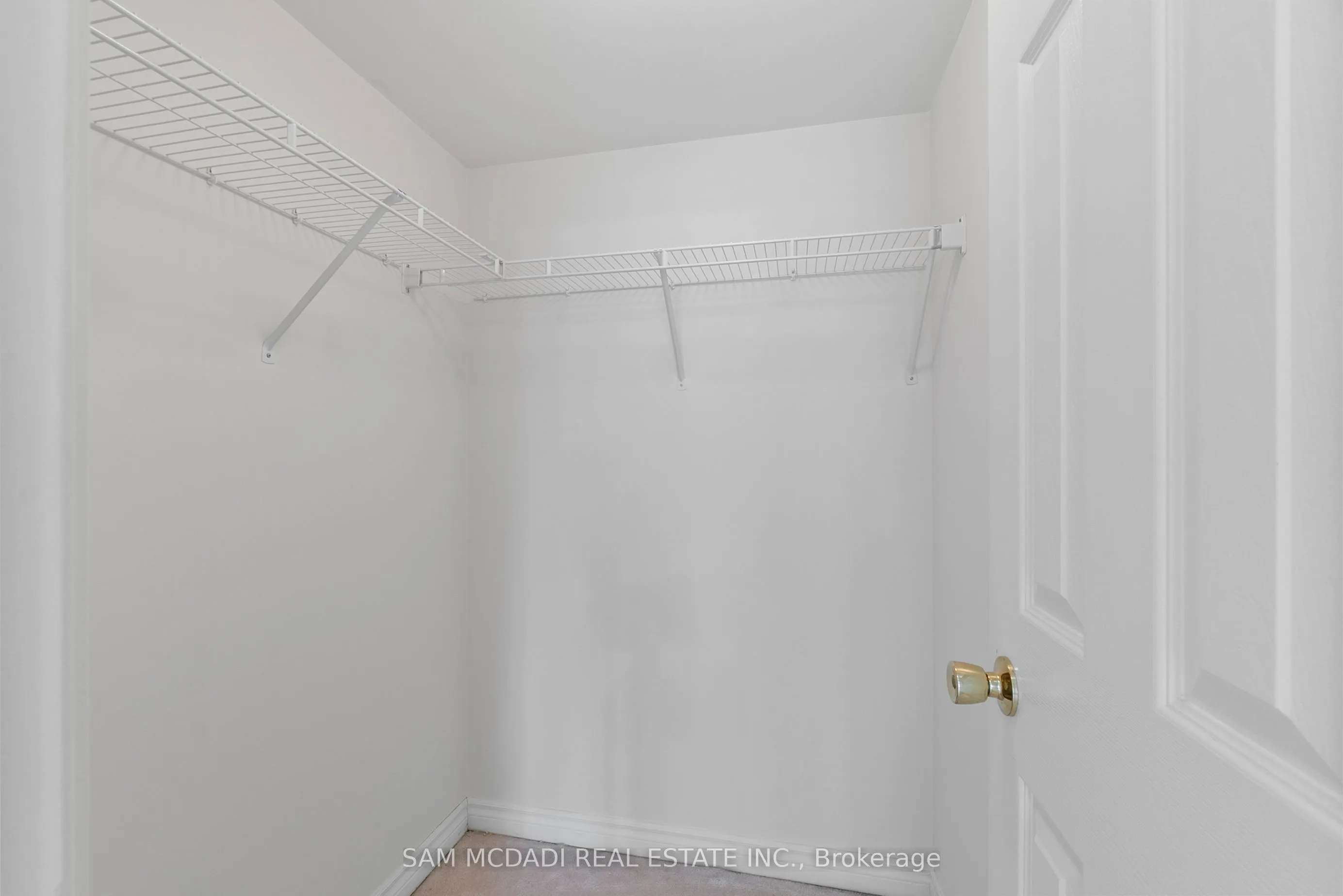 18 Spring Garden Avenue, #802