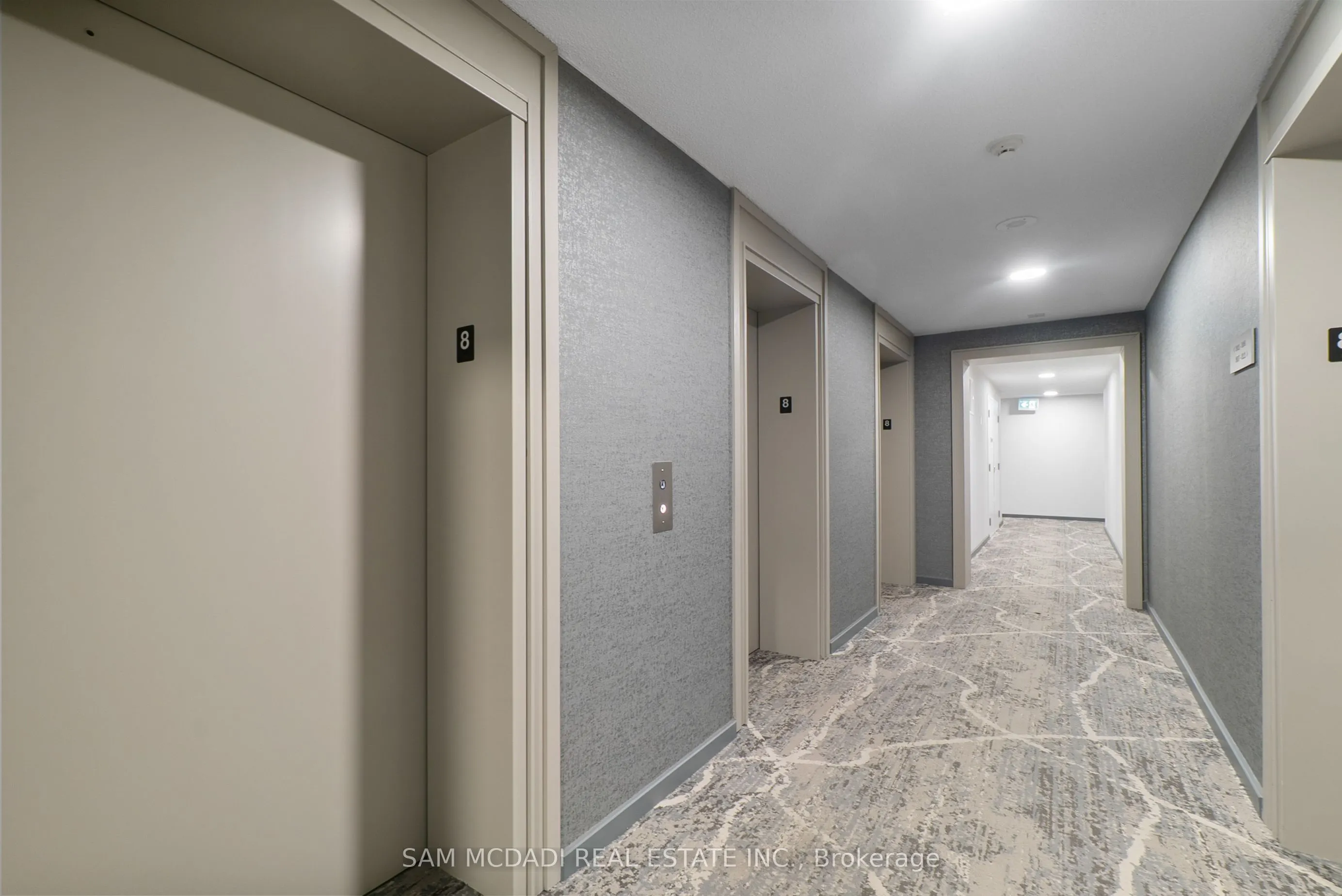 18 Spring Garden Avenue, #802