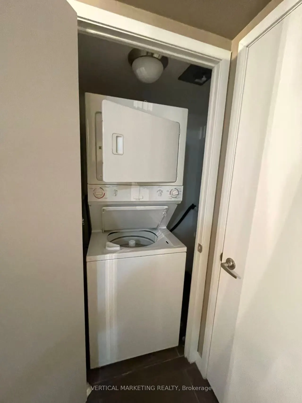 15 Fort York Boulevard, #2101