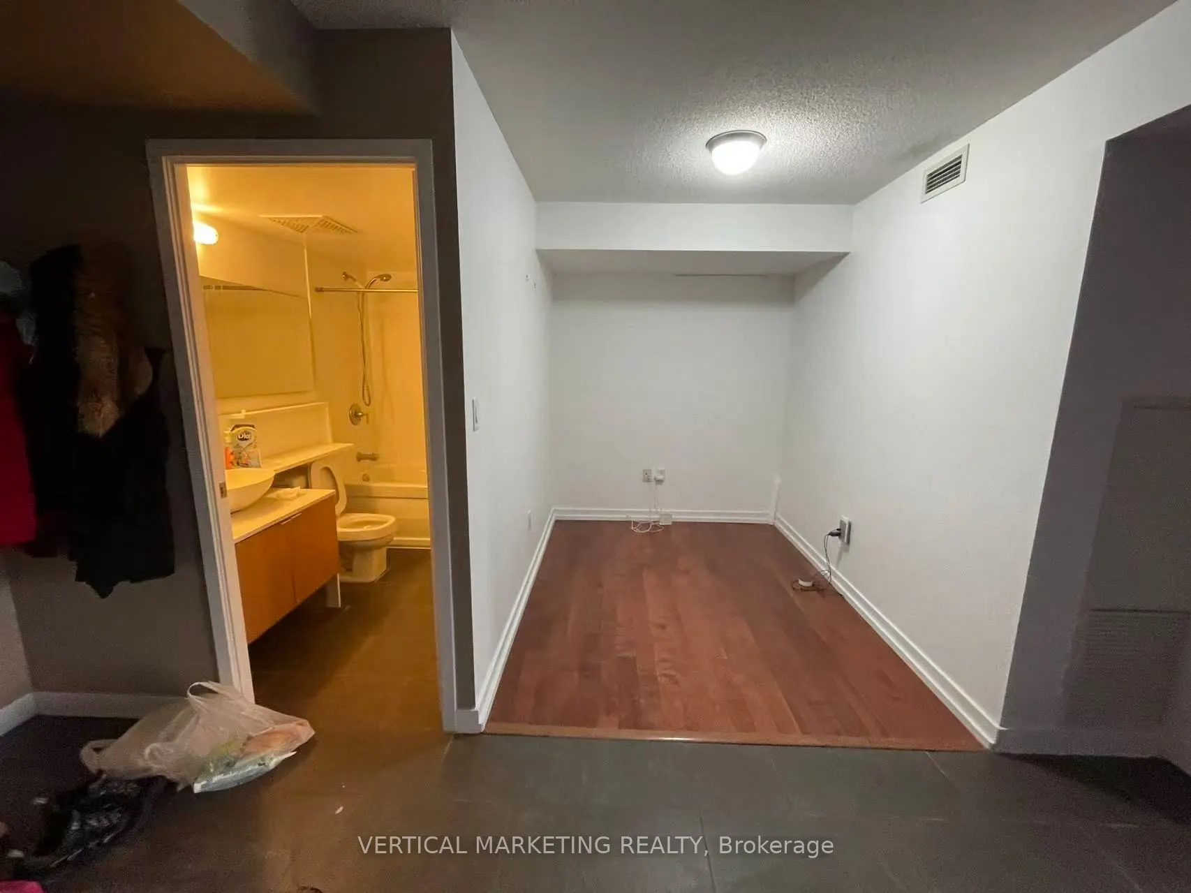 15 Fort York Boulevard, #2101