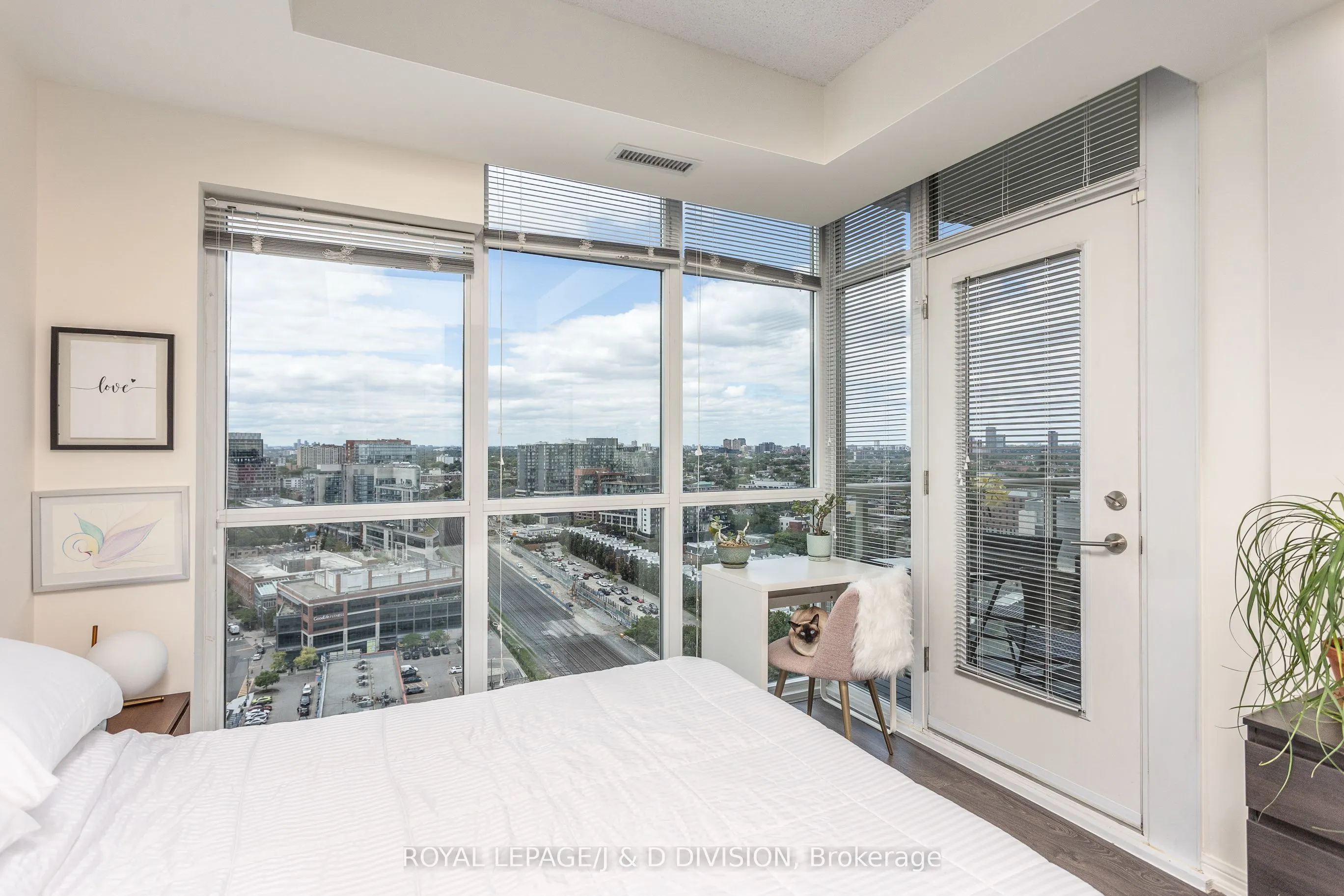125 Western Battery Road, #2313