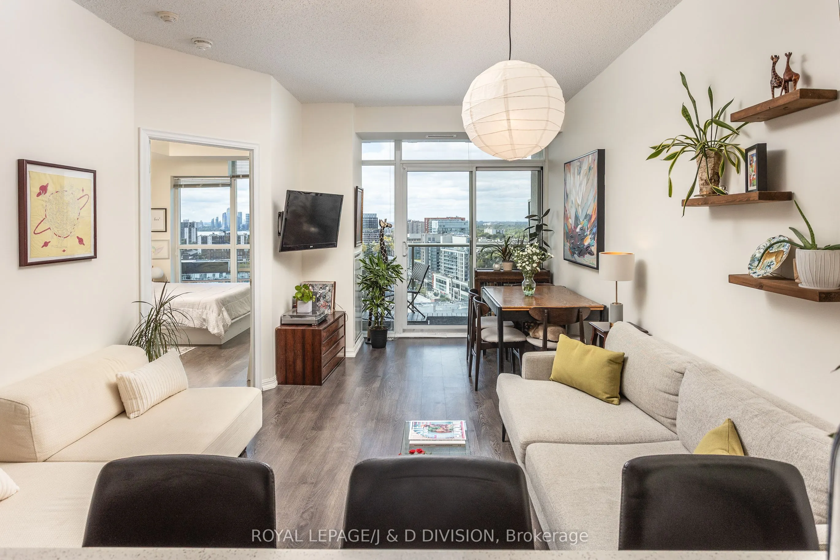 125 Western Battery Road, #2313
