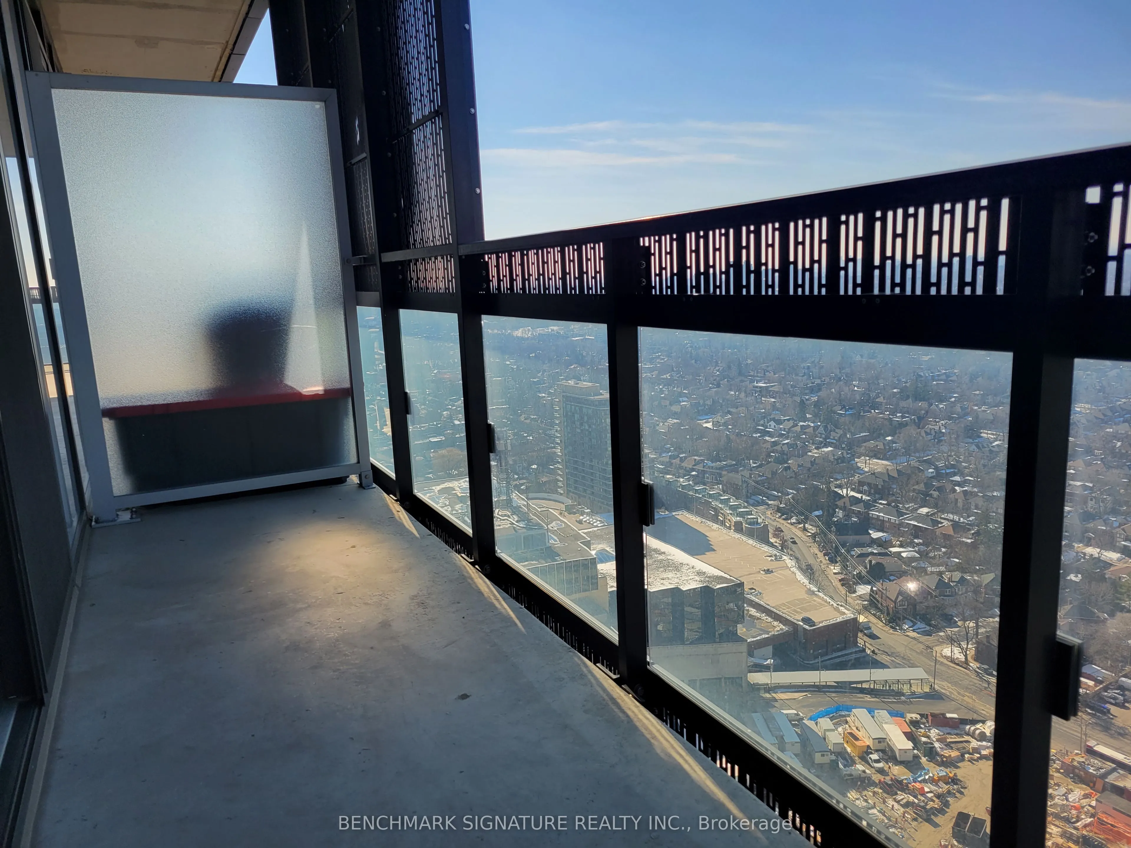 8 Eglinton Avenue E, #3003